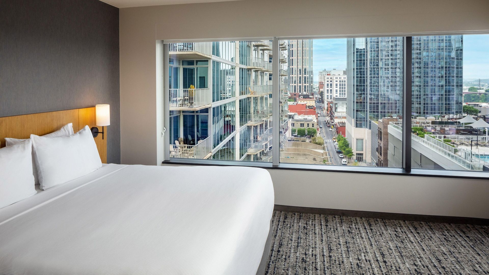 Hyatt Place Downtown 3*