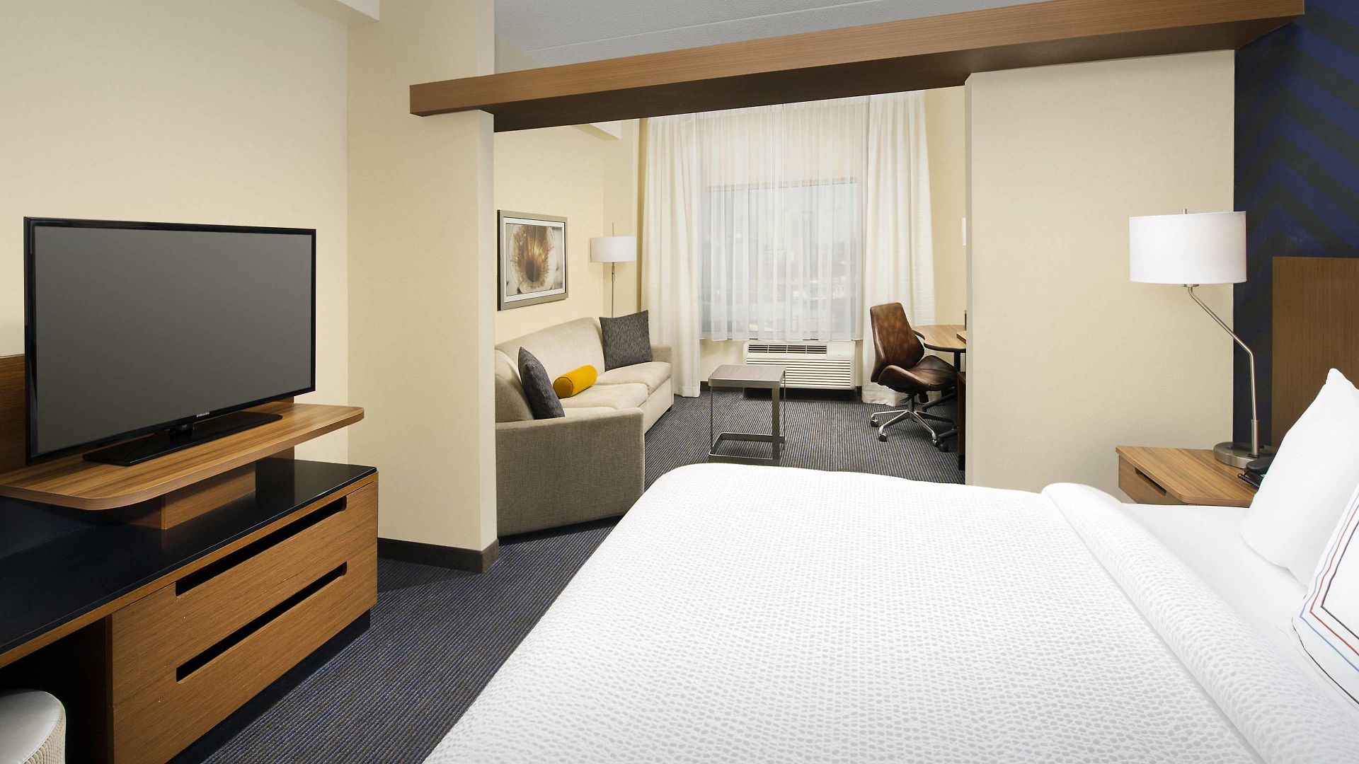 Fairfield And By Marriott Downtown/the Gulch Hotel Nashville