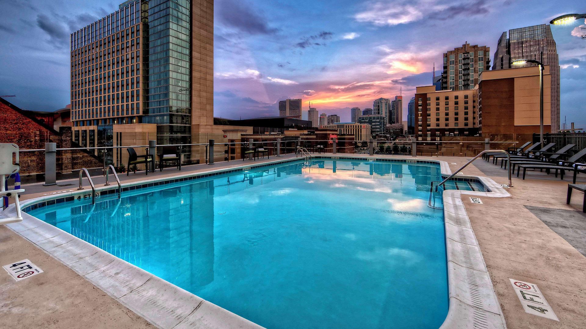 Hilton Garden Downtown Convention Center Nashville