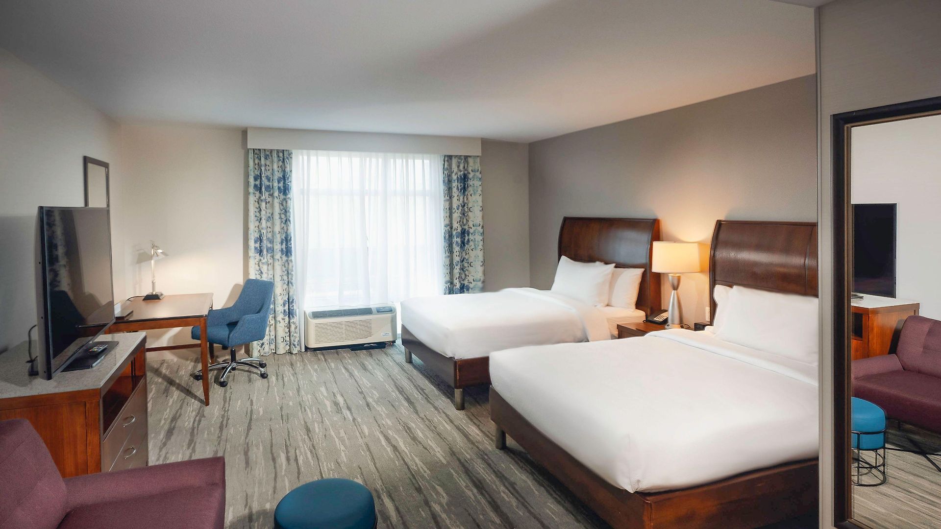 Hilton Garden Downtown Convention Center 3*