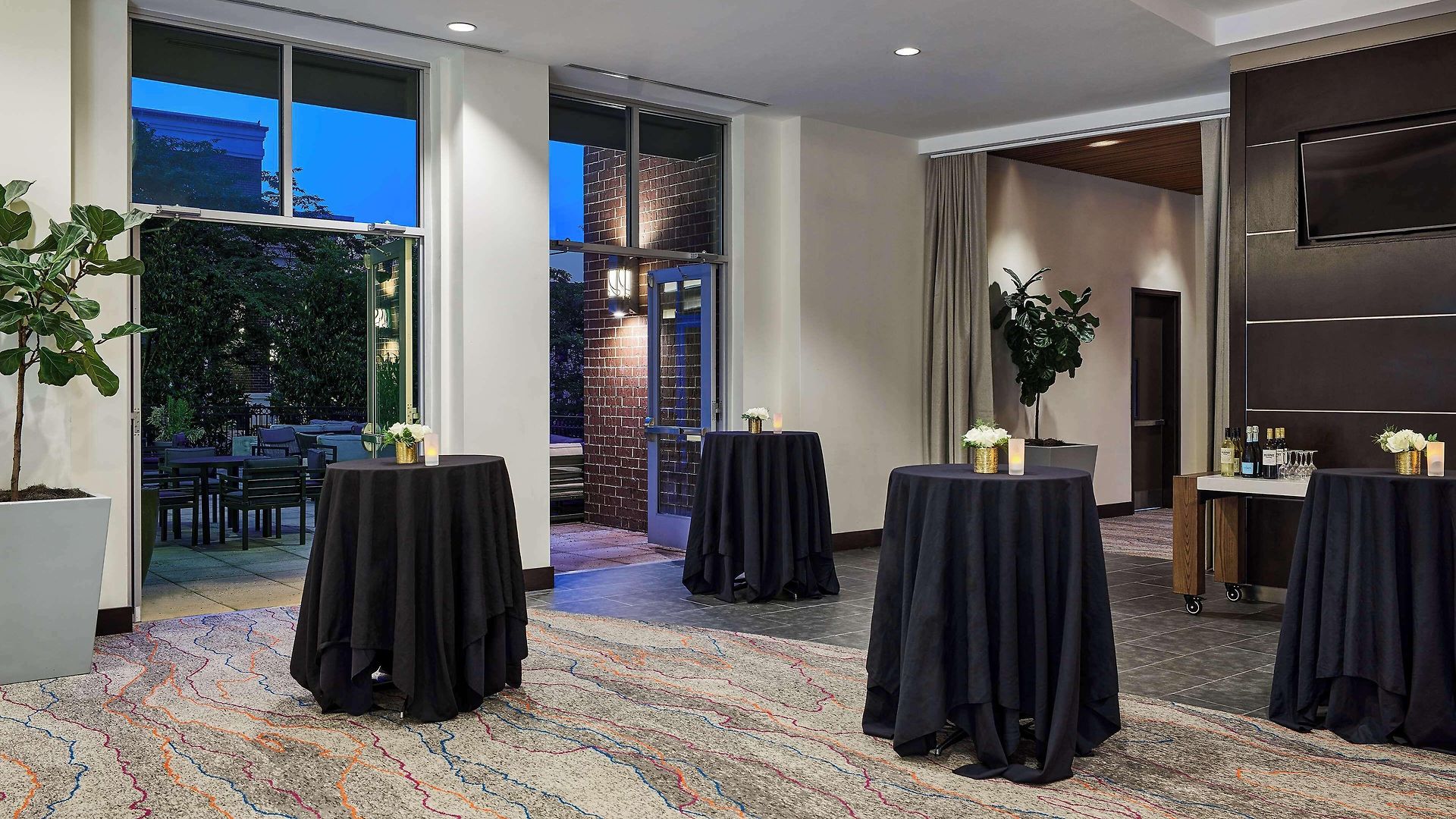 Hilton Garden Downtown Convention Center Nashville