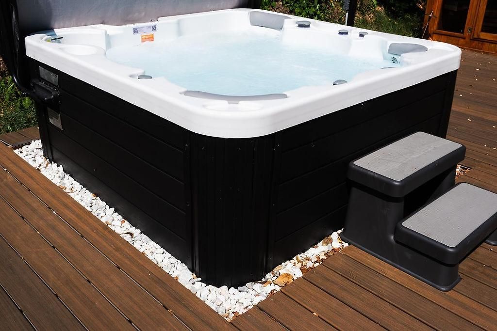 Luxury Retreat Sauna, Hot Tub And Fire Pit Holiday home Nashville