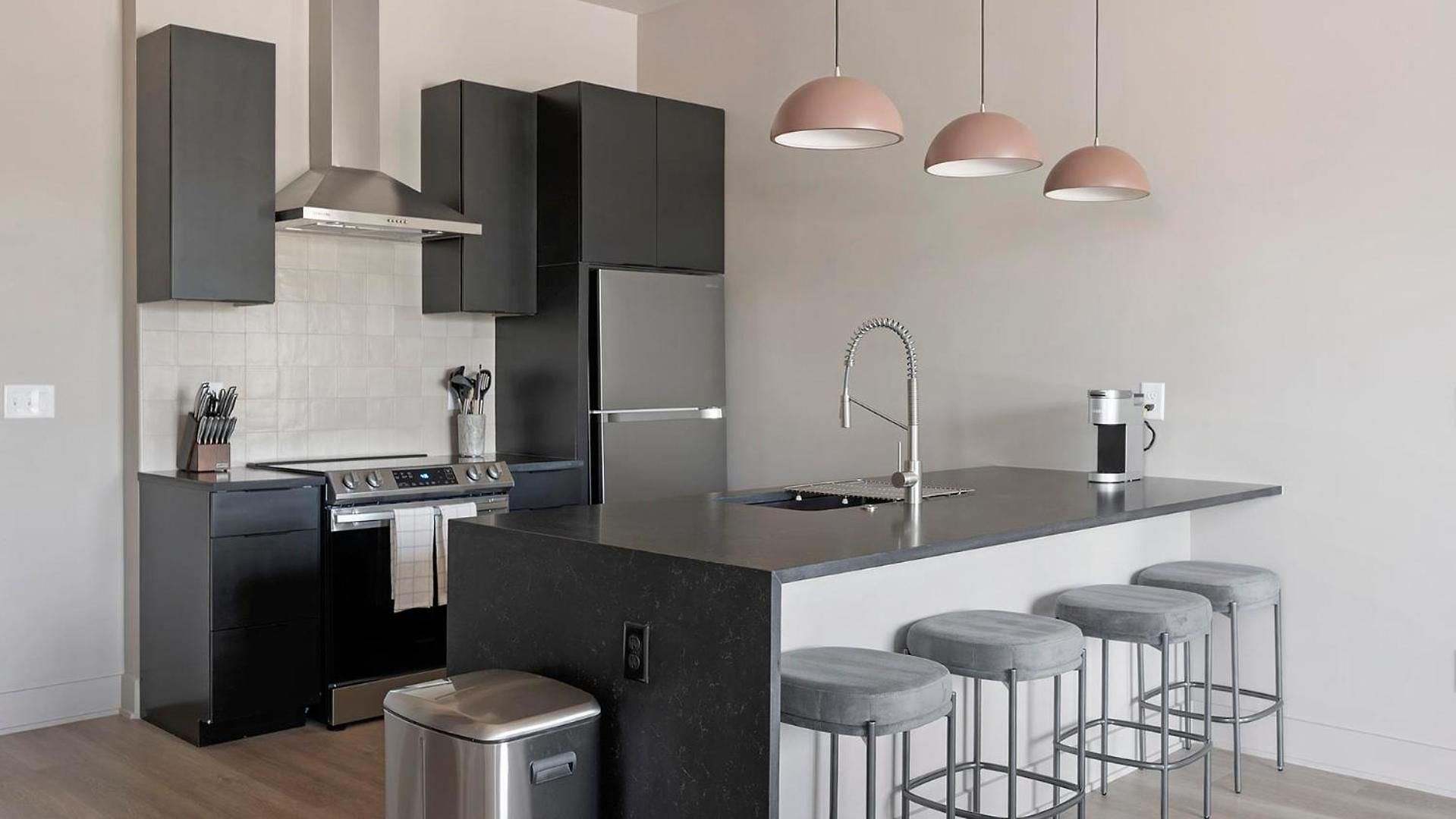 Landing - The Haysboro Apartment *