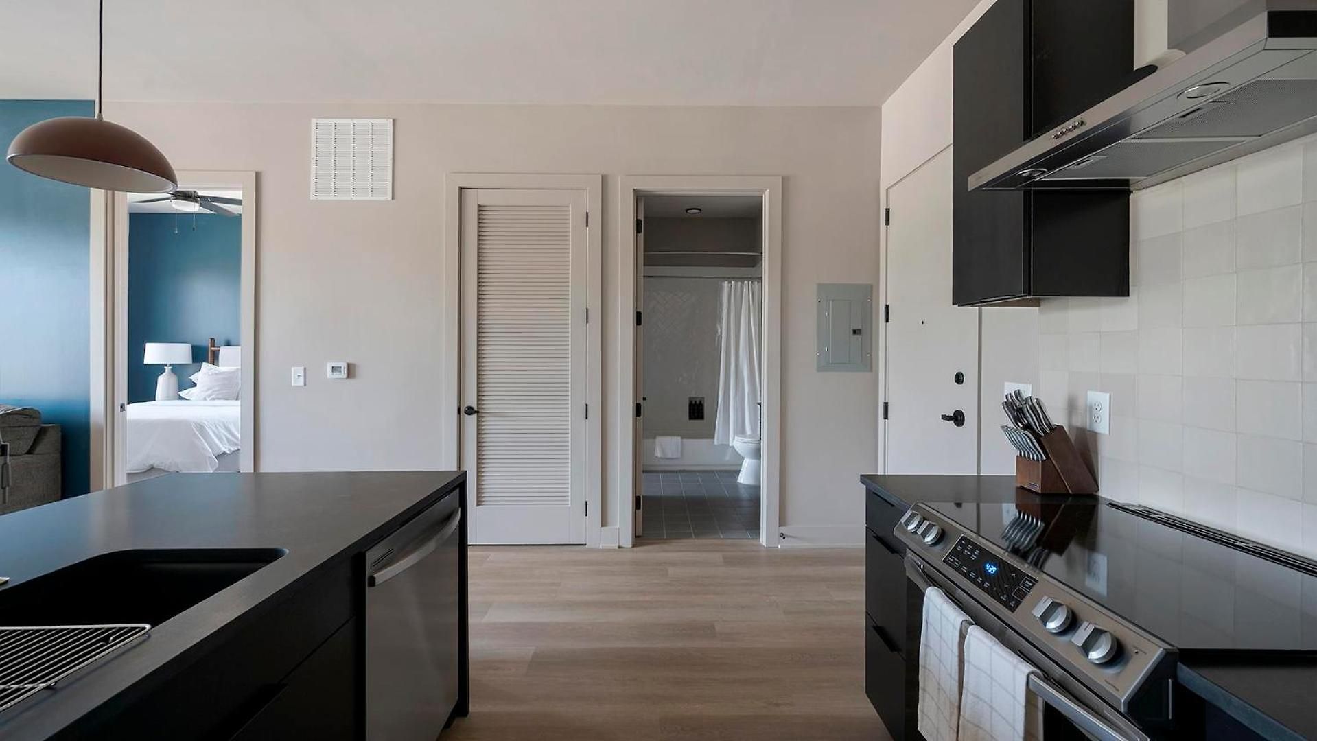 Landing - The Haysboro Apartment *
