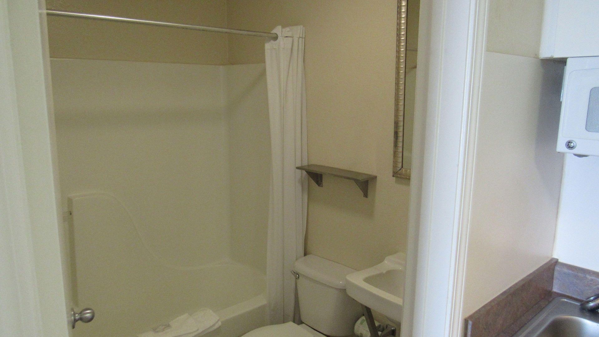 Intown Extended Tn - Bellevue Hotel 2*