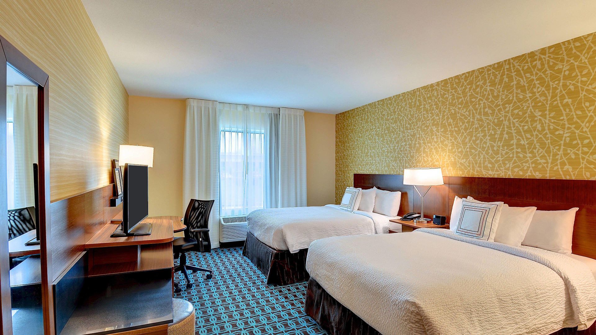 Fairfield & By Marriott Downtown-metrocenter Hotel 3*