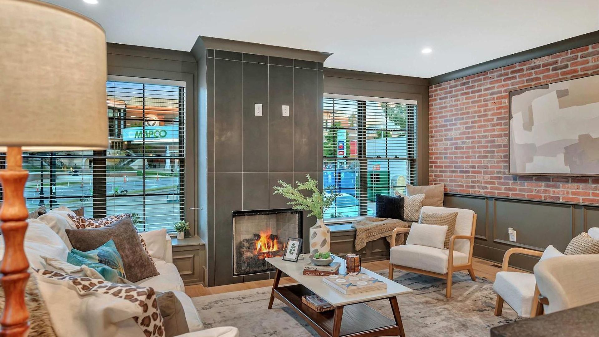 New Bright Modern Townhome With Rooftop & Garage * Nashville