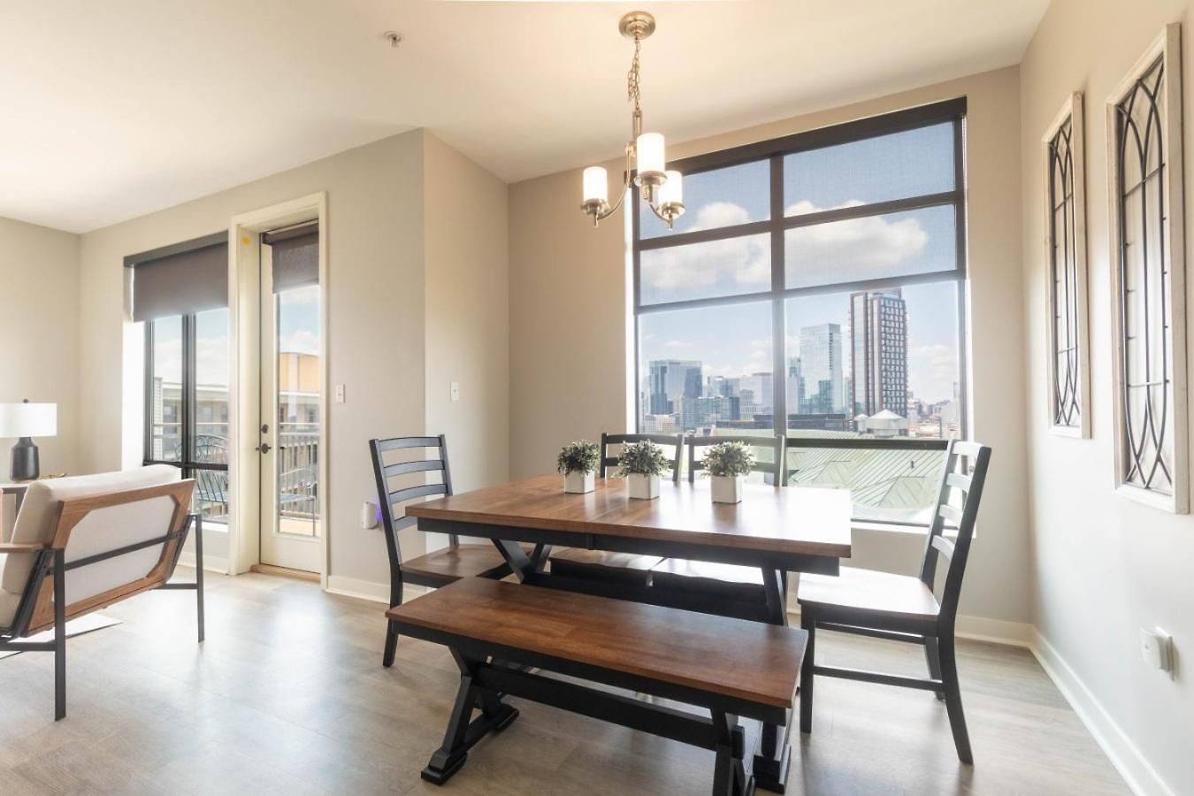 View 621 Nashville