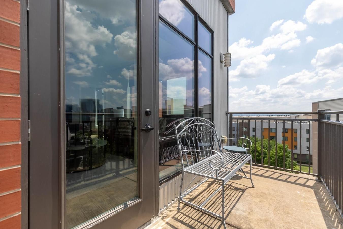 View 621 Holiday home
