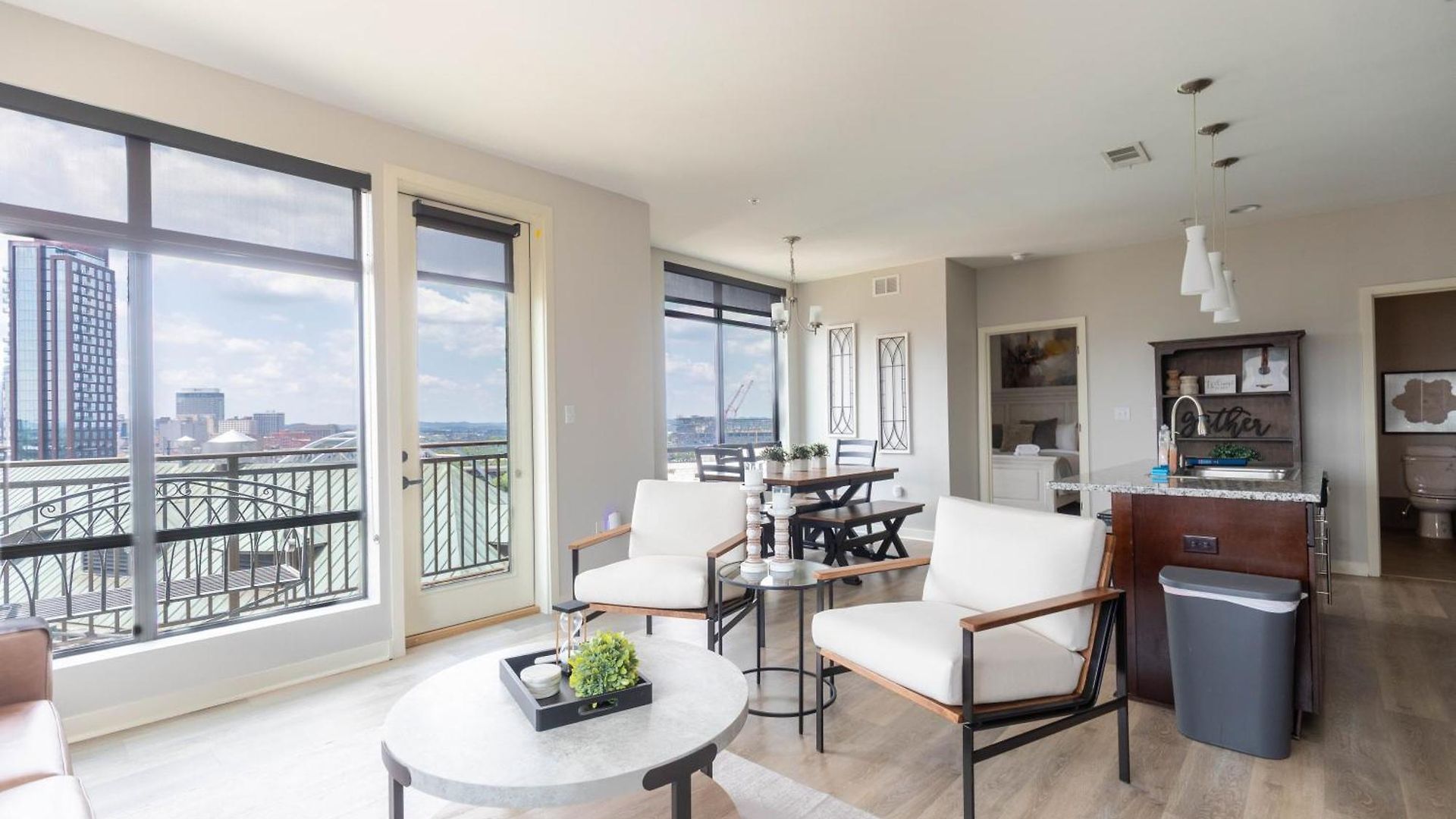 View 621 Holiday home