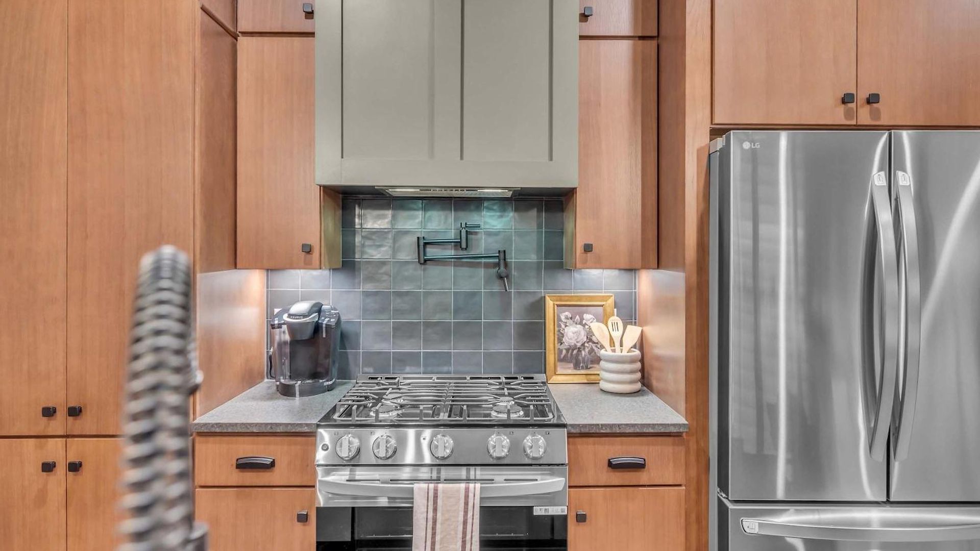 New 2 Luxe Townhomes With Rooftops Sleeps 24 * Nashville