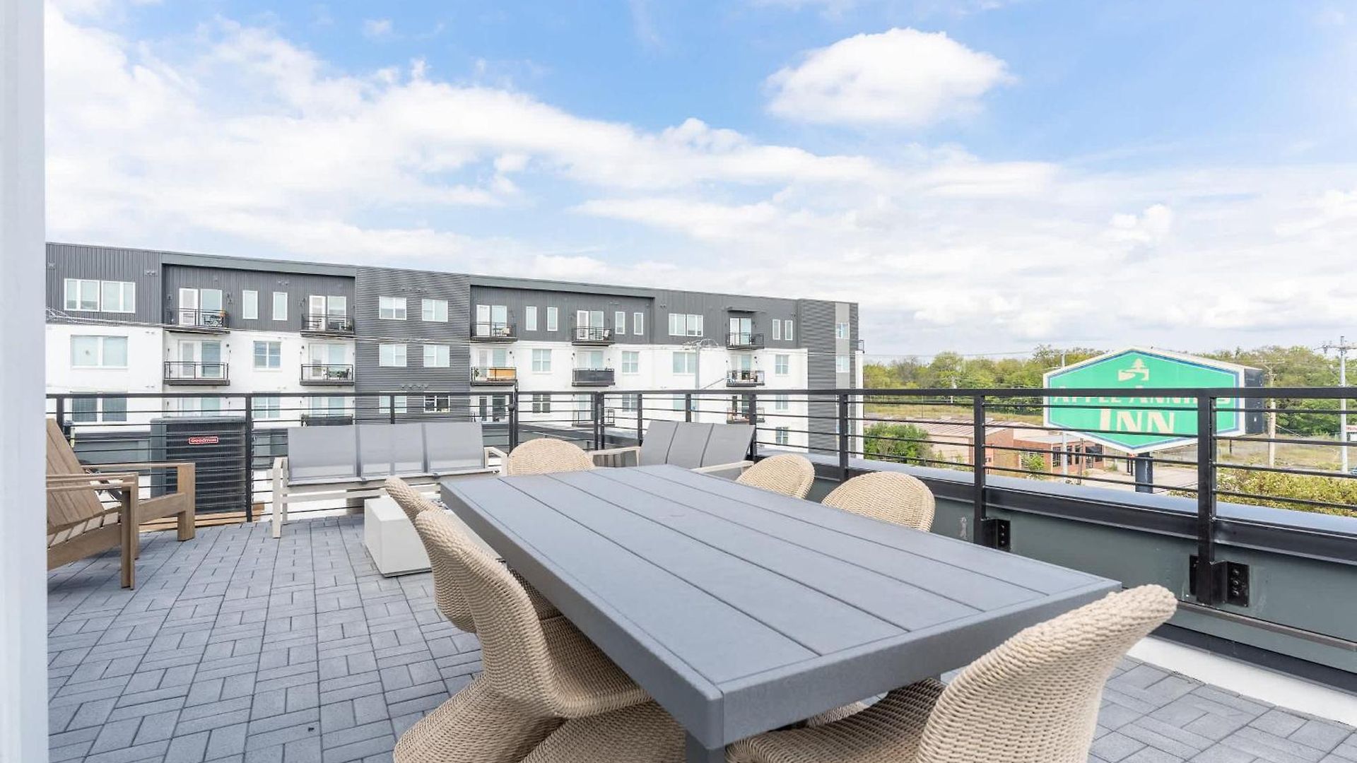 Rooftop Hot Tub Fire Pit 8br Near Broadway Nashville