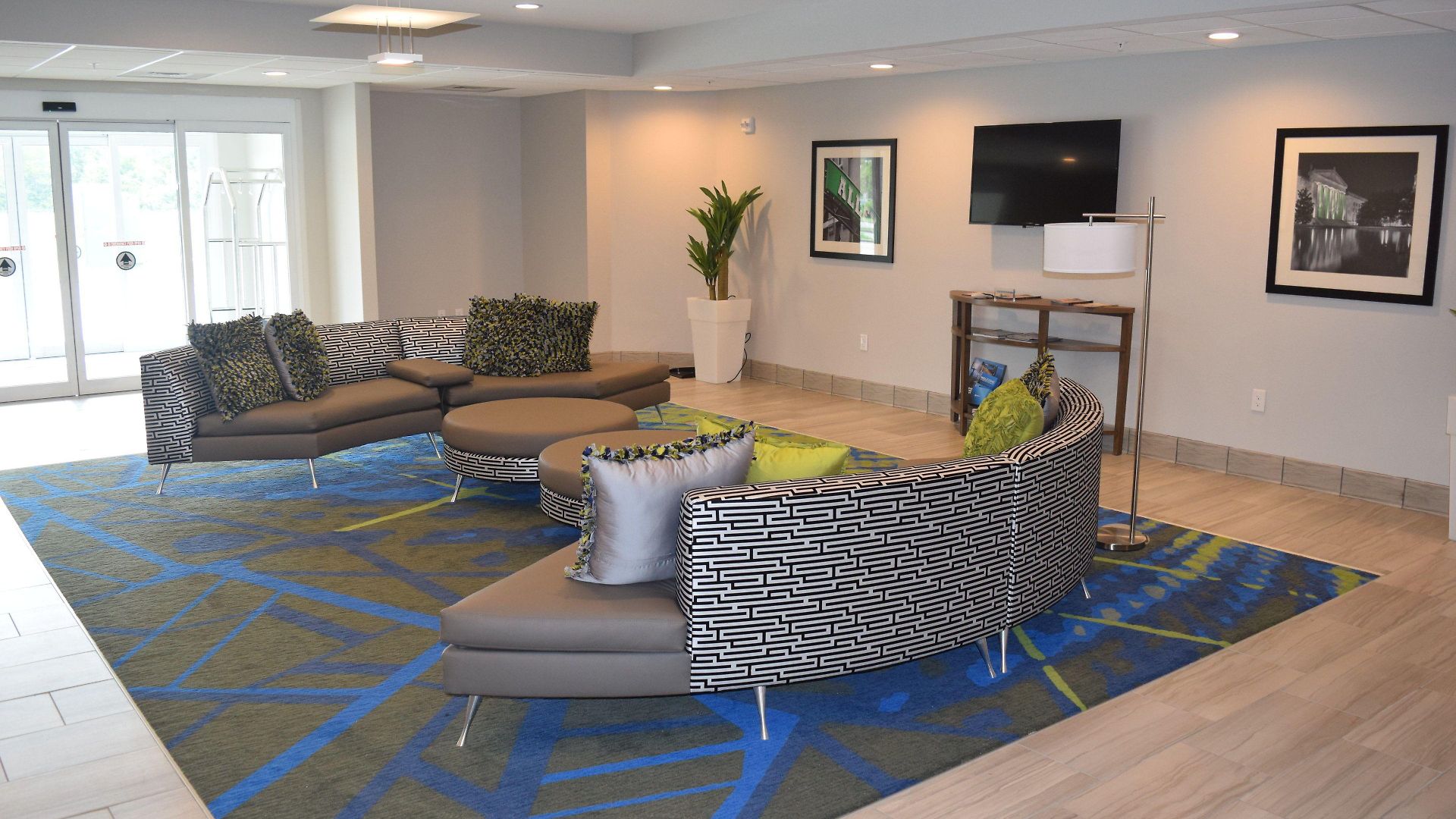 Candlewood Suites - Nashville Metro Center By Ihg 3* Nashville