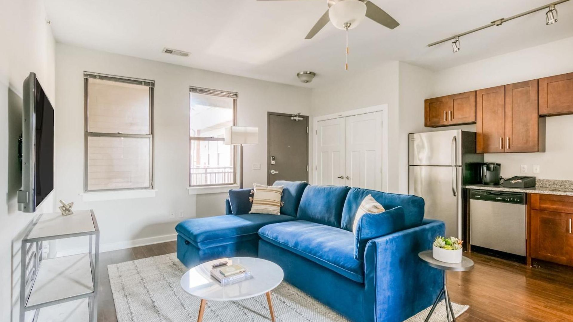 Cozysuites Music Row Classy 1br In Nashville! 61 *