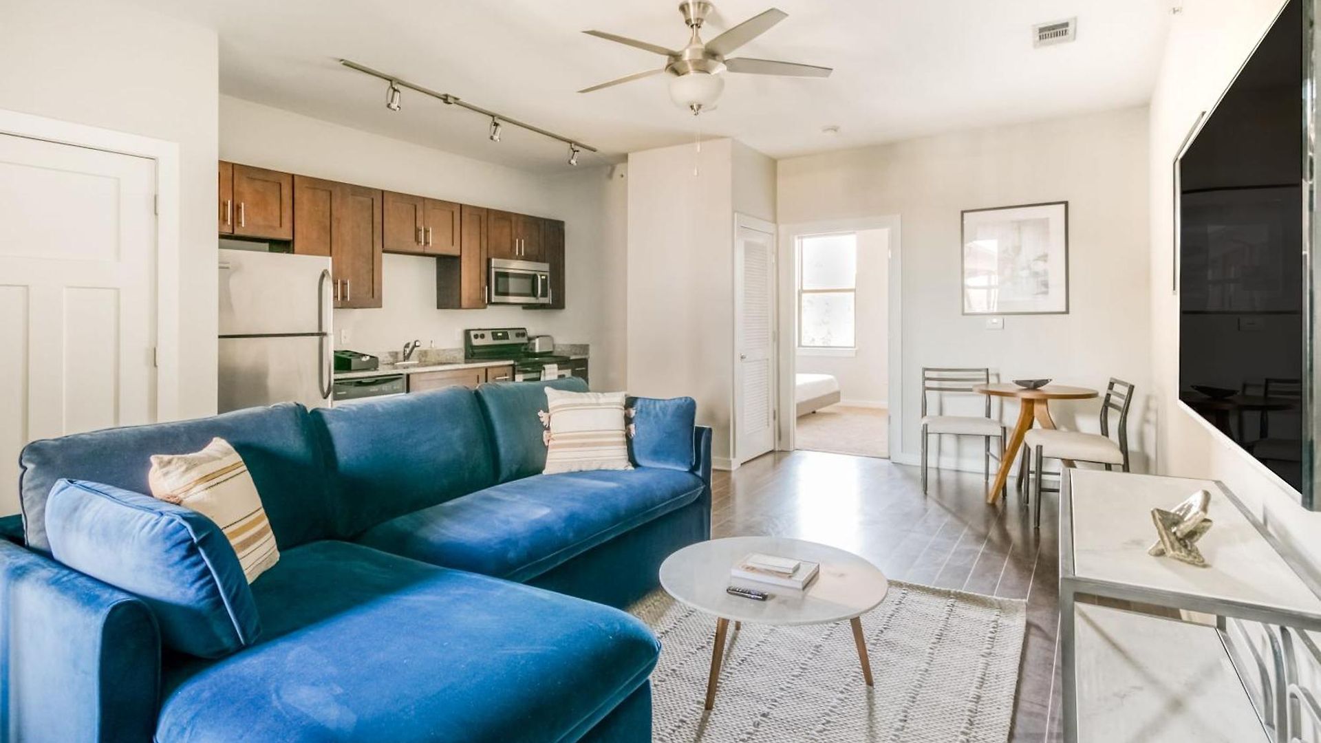 Apartment Cozysuites Music Row Classy 1br In Nashville! 61