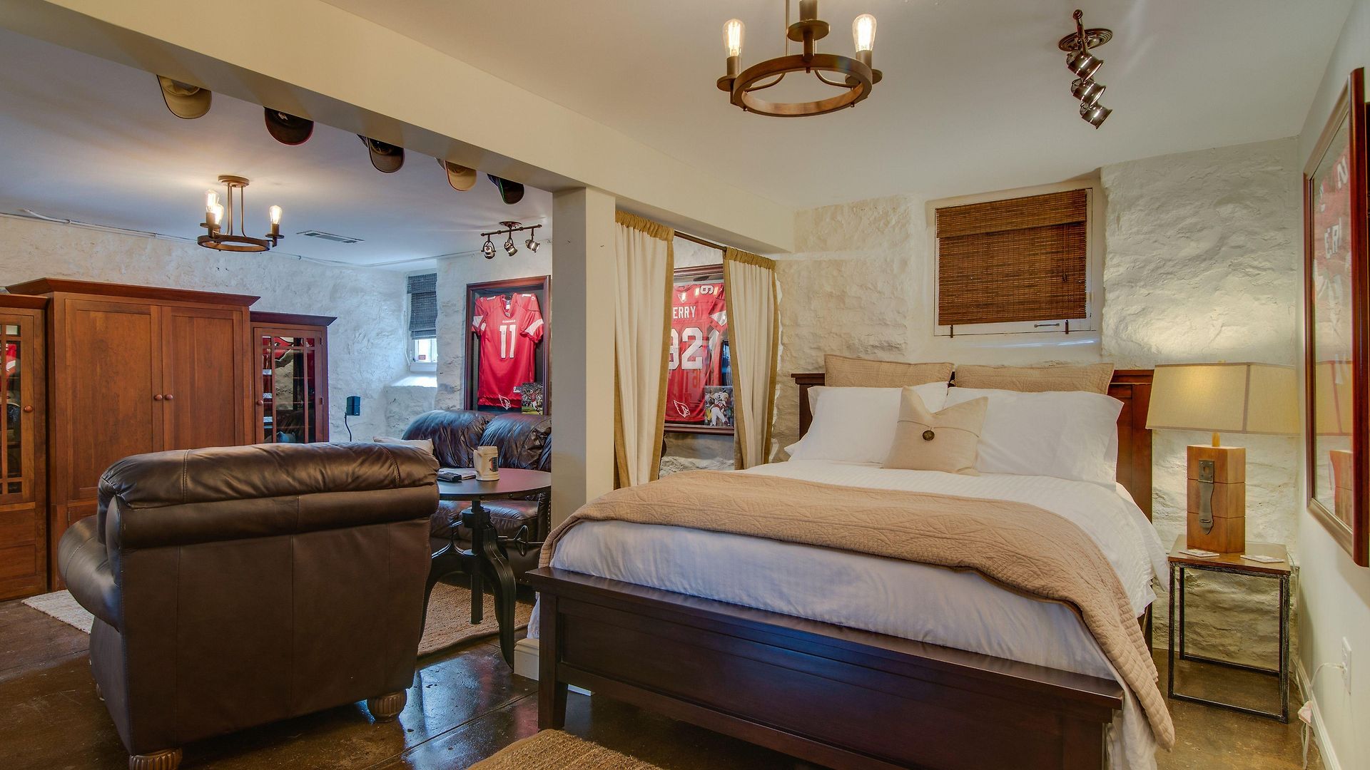 Caroline House Historic 4*