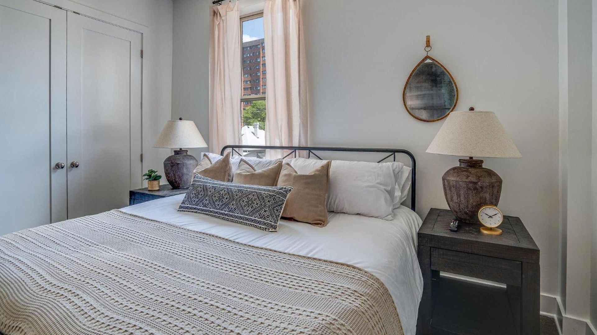 Lofts At 30th - Modern Life - Mins To Broadway Holiday home