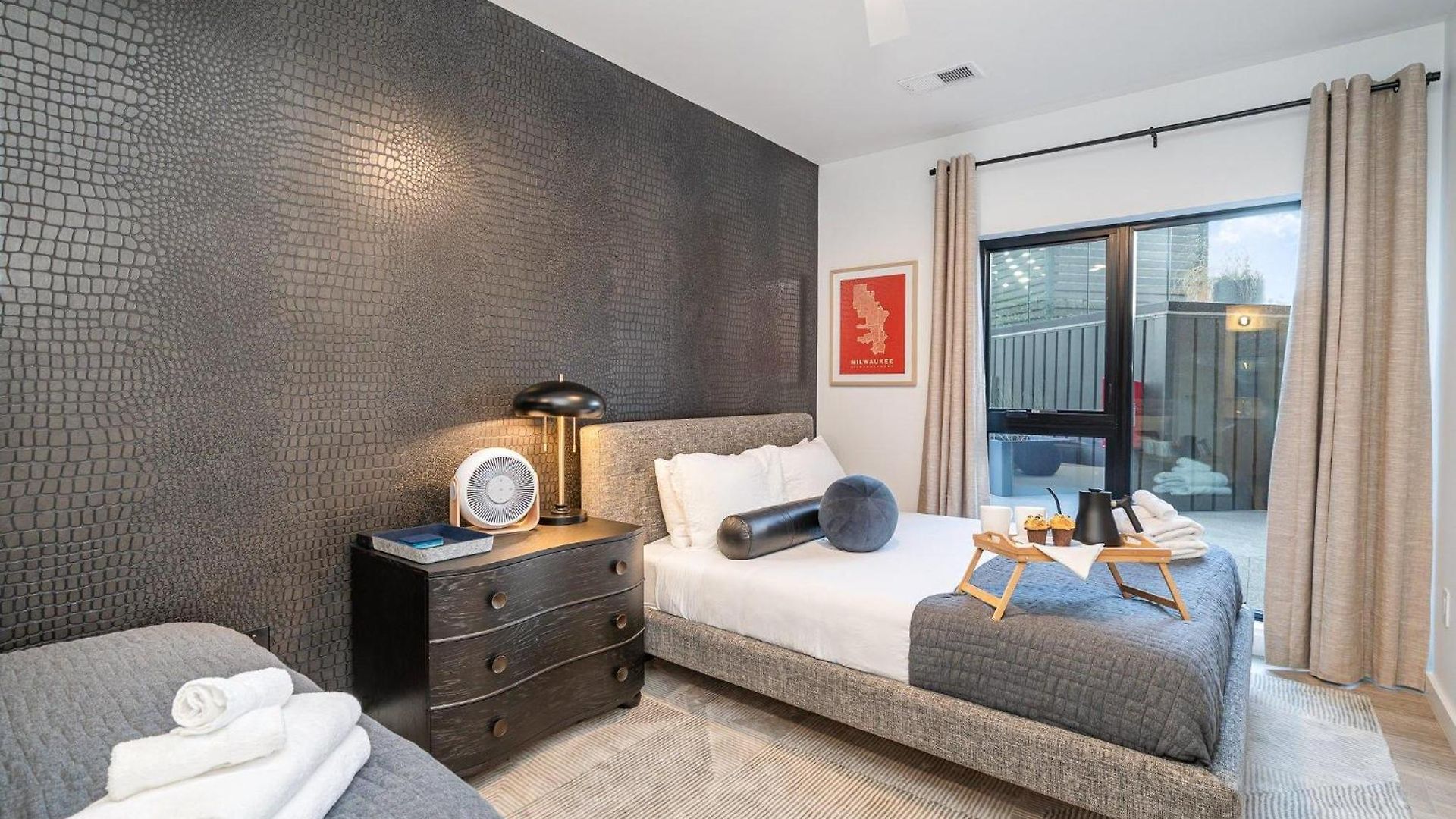 Holiday home Hyve-retro Modern-full Gym-walk To Broadway