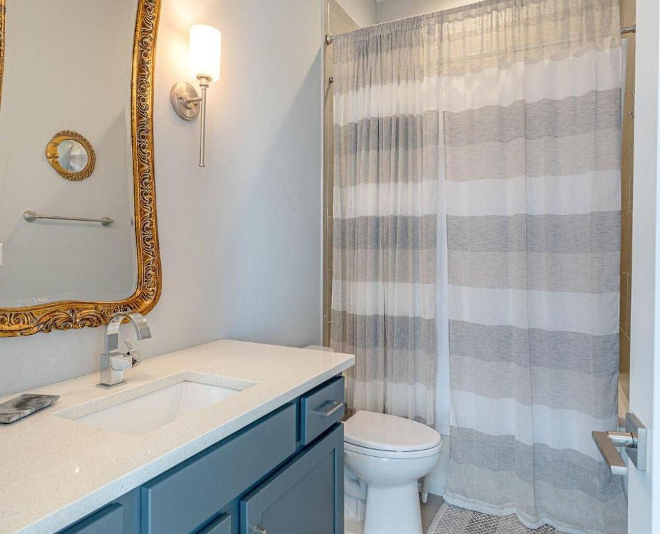 Holiday home Cultured Coach - Music Row - Mins To Downtown *