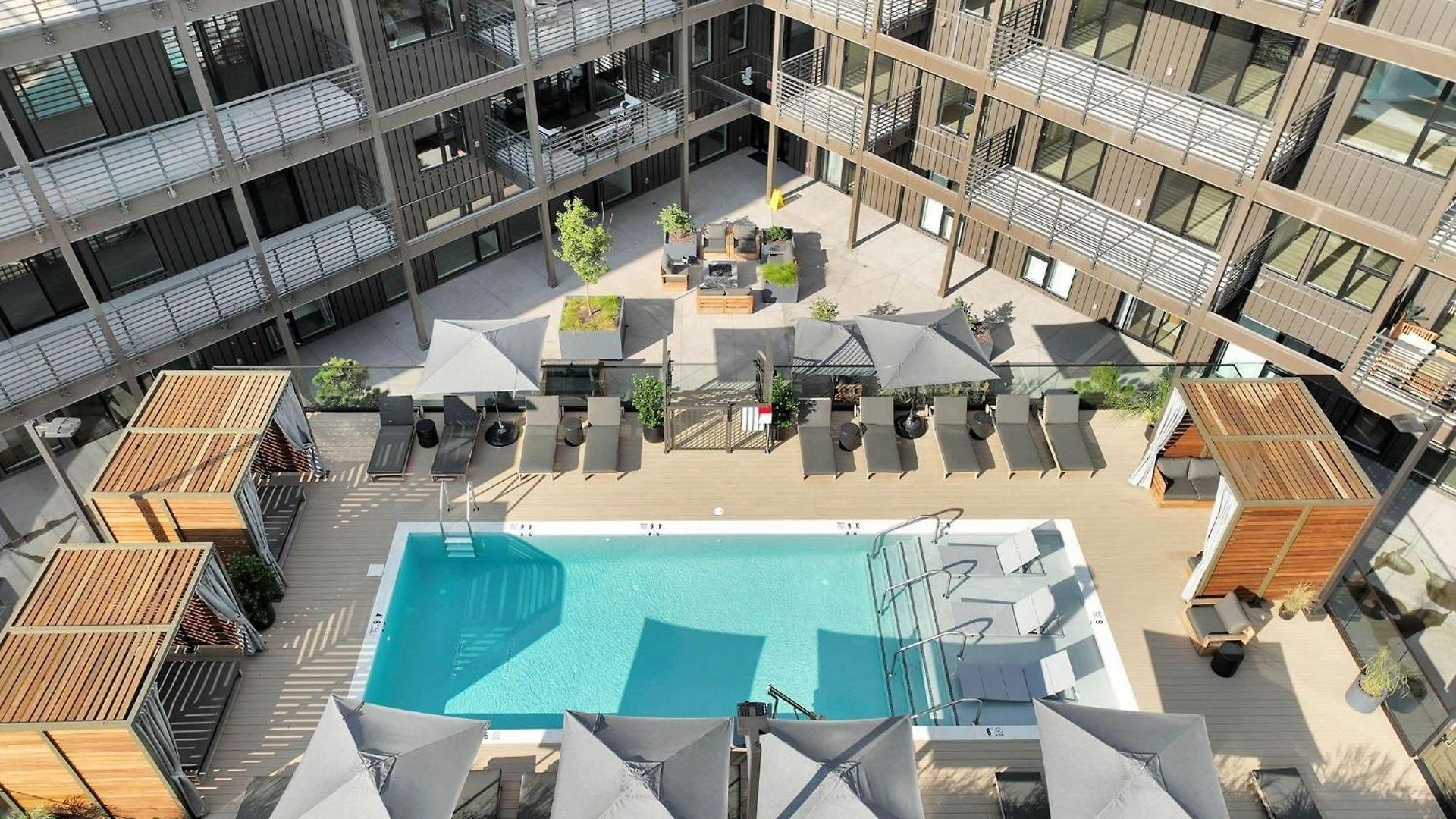 Hyve-retro Modern-full Gym-walk To Broadway * Nashville