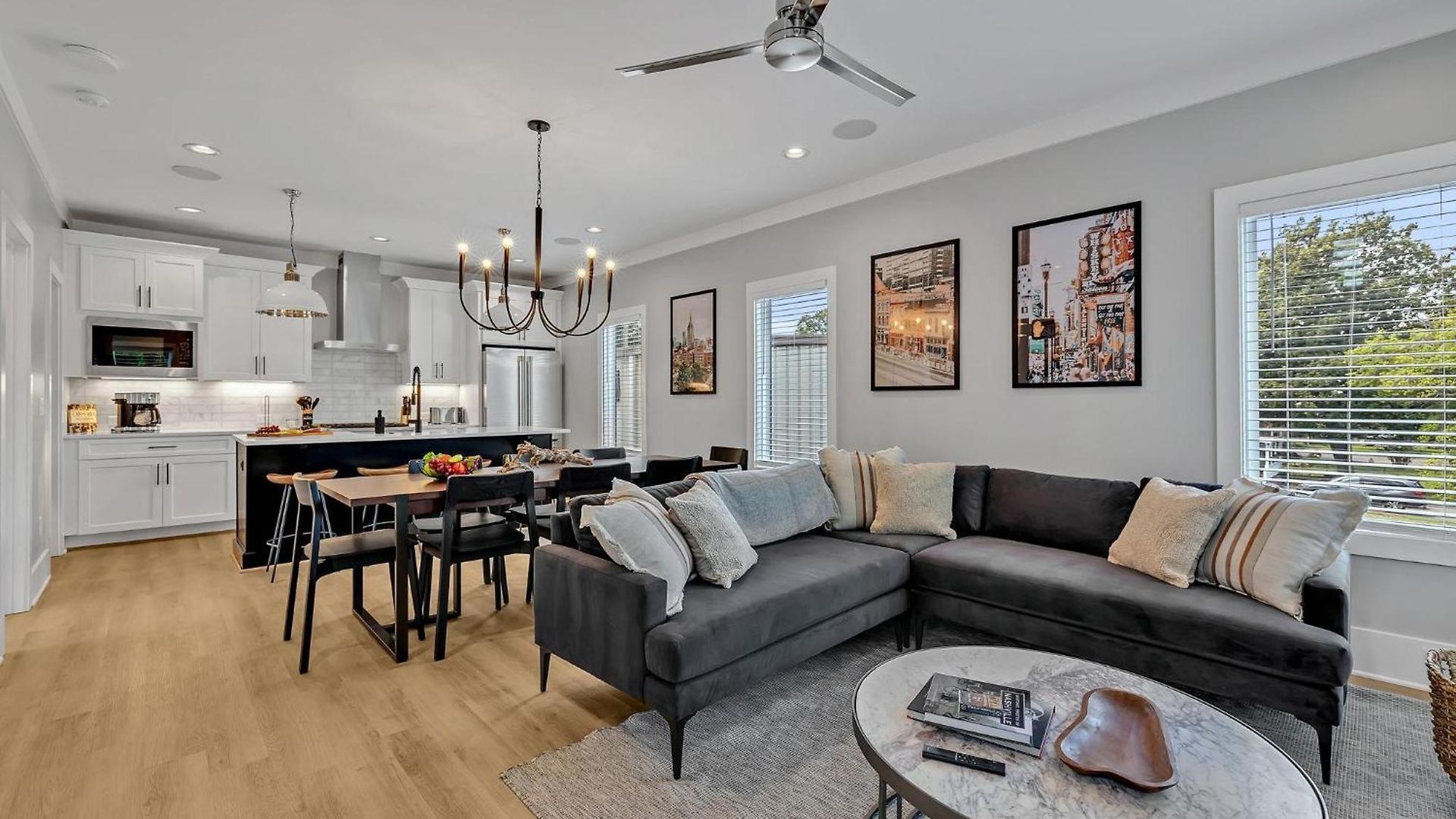 Double Treble - 2 Townhomes - Private Rooftops
