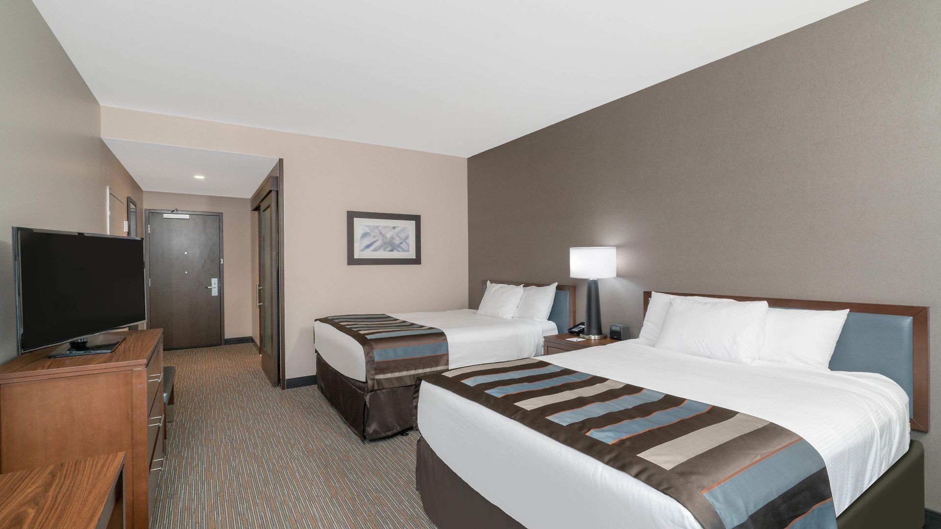 Hampton By Hilton Airport Century Place 3*