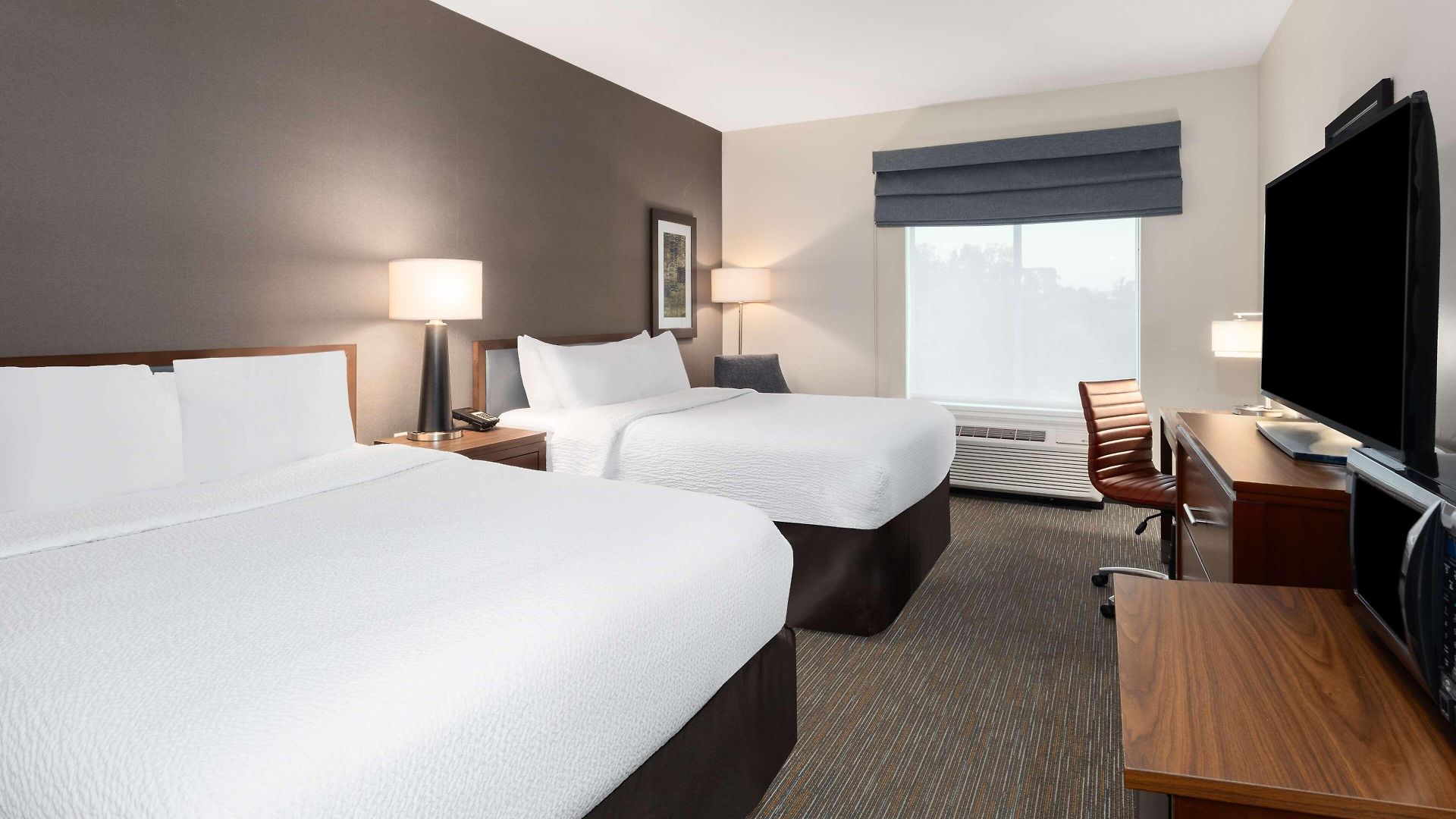 Hampton By Hilton Airport Century Place Hotel