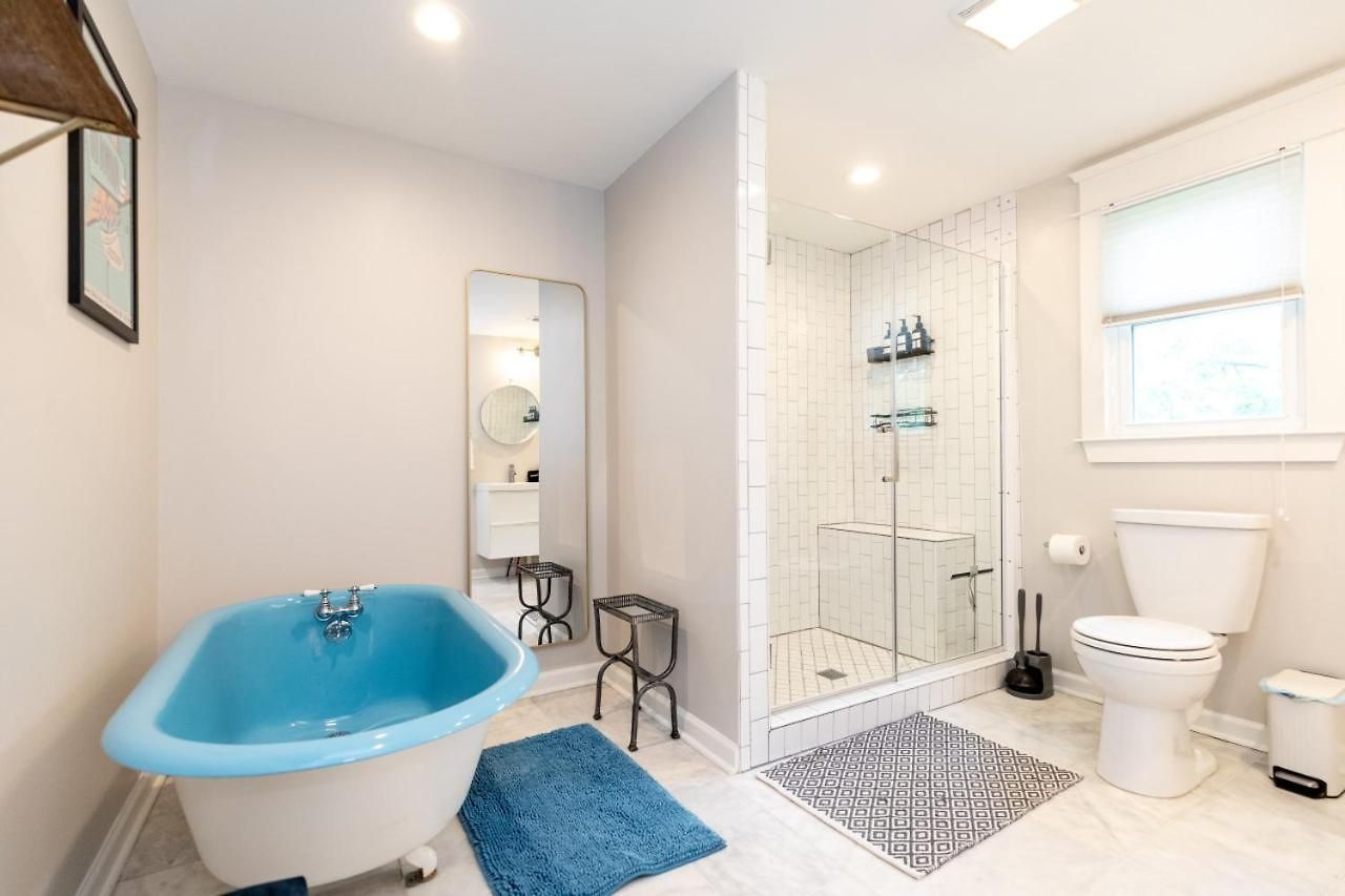 Holiday home Casa Azul King Beds Close To Broadway Hot Tub *