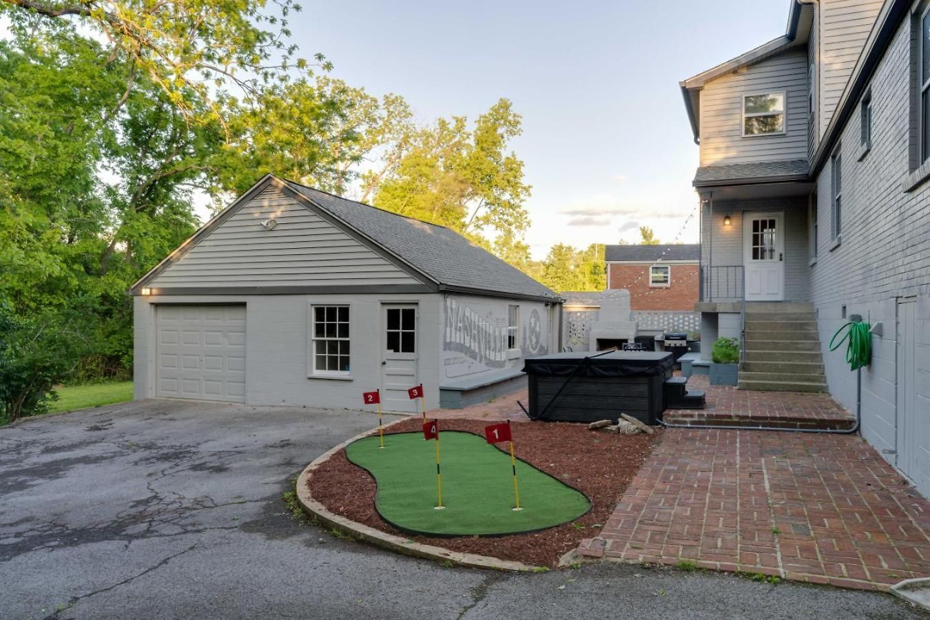 New Playground Hot Tub Games And Broadway Buzz Nashville