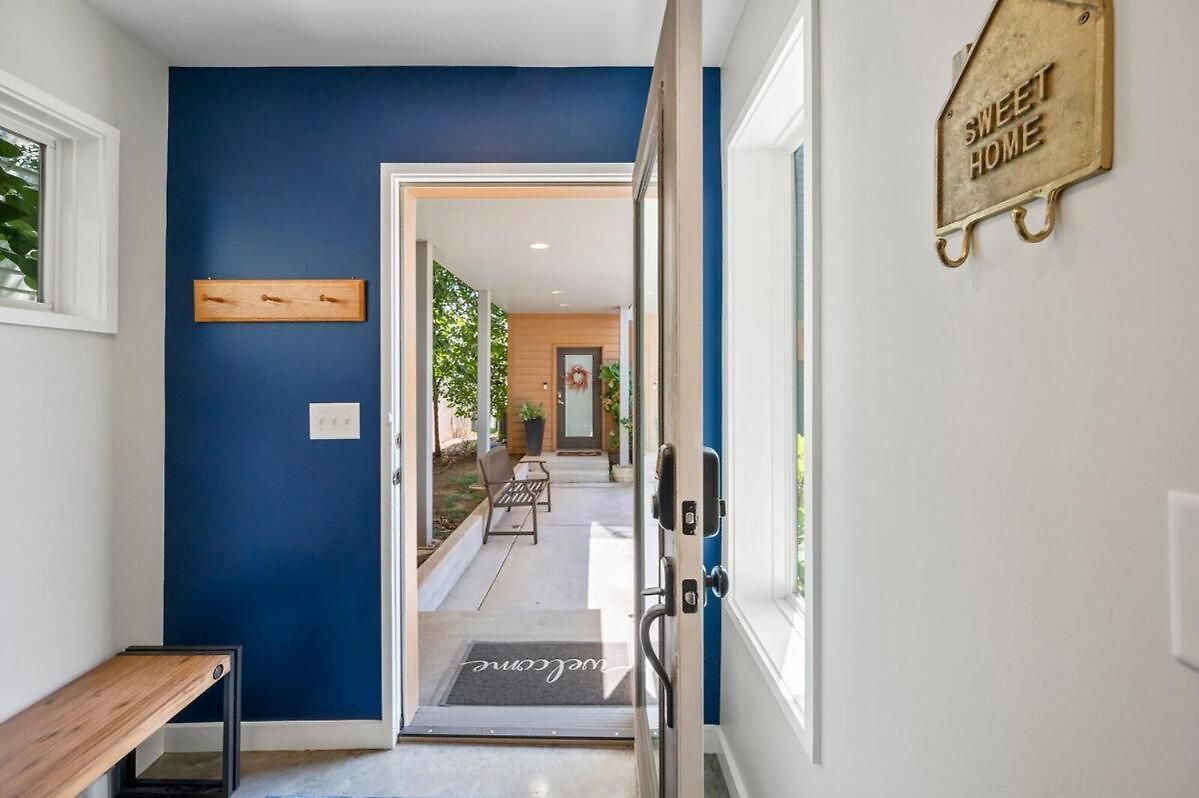 Walk & Bike-stunning Natural Light! 13 Mins To Downtown Holiday home