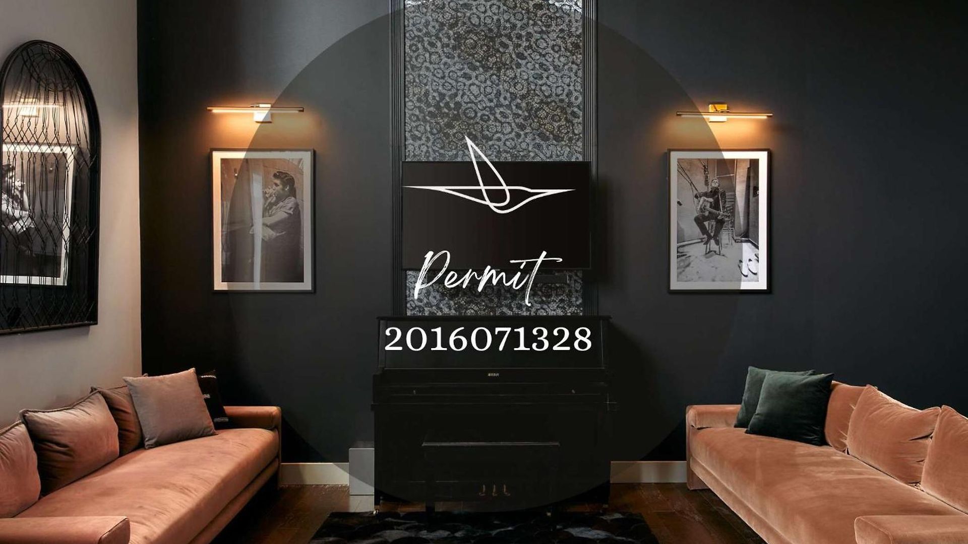 Stylish 2 Penthouse Walk To Shopping, Food, 1 Of 7 Themed Lofts At Cowrite, Find Coffee And Tacos Downstairs, Complimentary Spin Class, Walk To Shopping In 12 South, 10 Minutes To Broadway, Parking, 24 Hr Hospitality Apartment