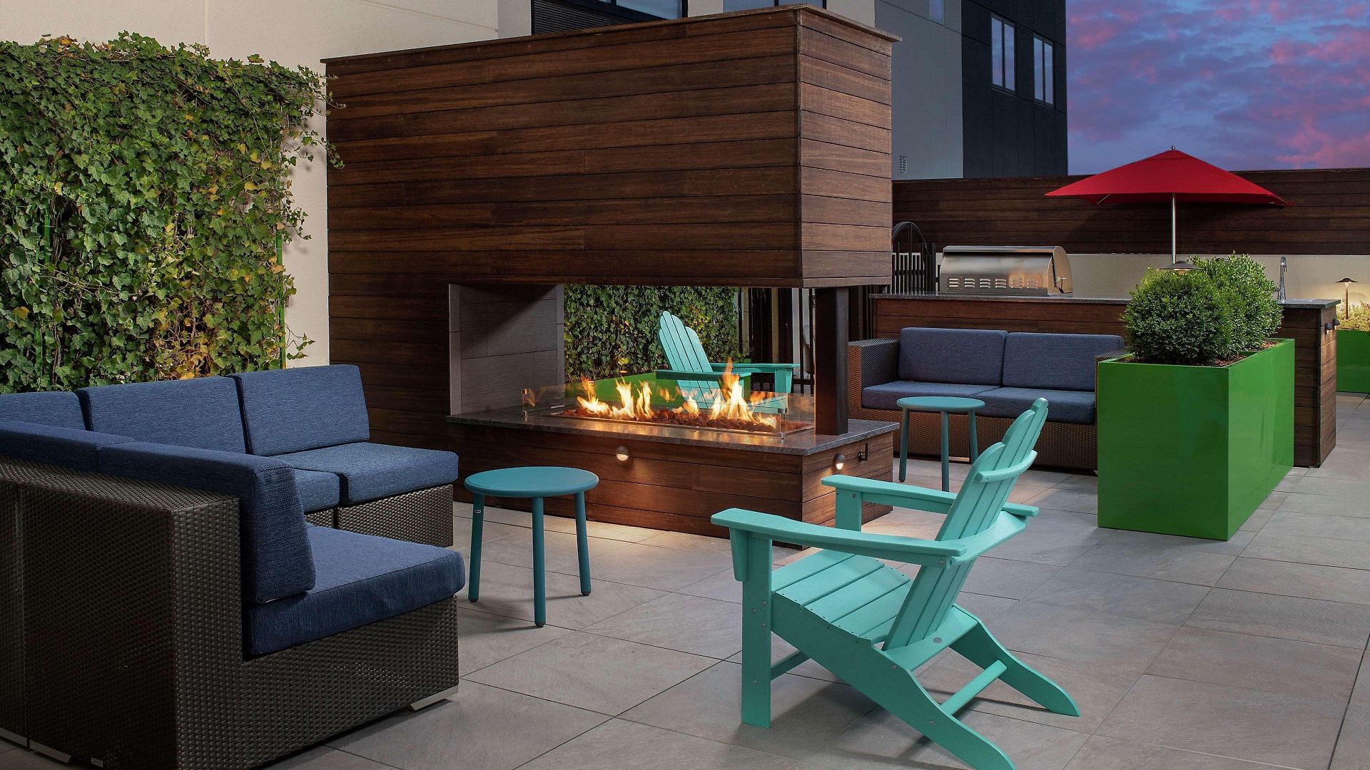 Hotel Home2 By Hilton Downtown Convention Center 3*