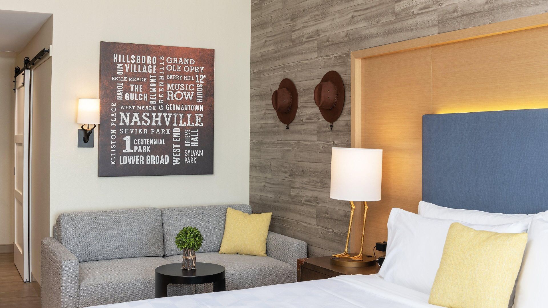 Hotel & Downtown - Broadway By Ihg 3*