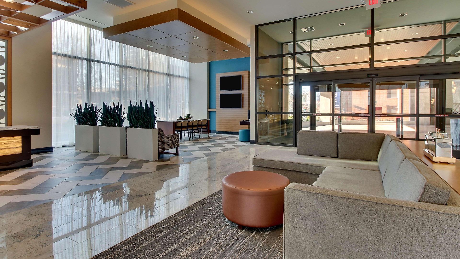 Drury Plaza Downtown 4*