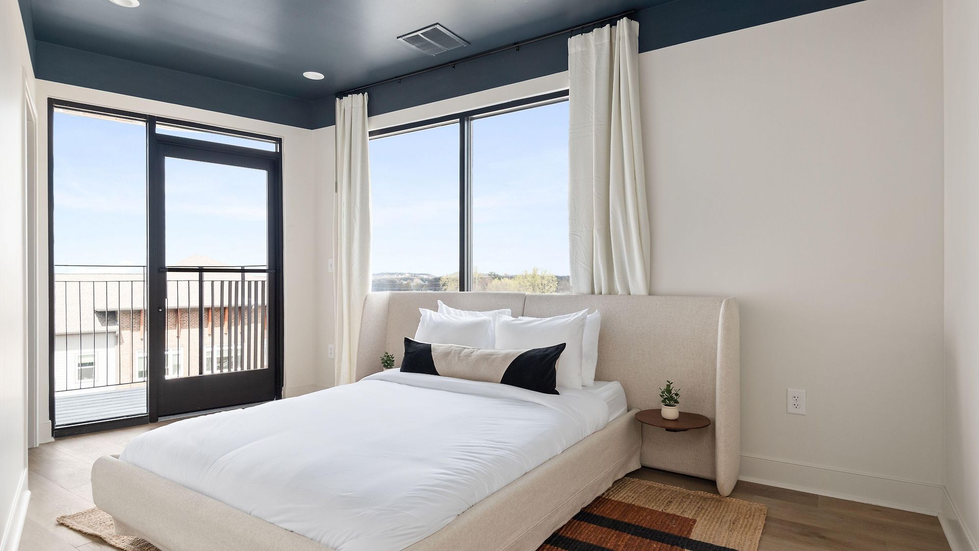 The Eighteen By Kasa Hotel Nashville