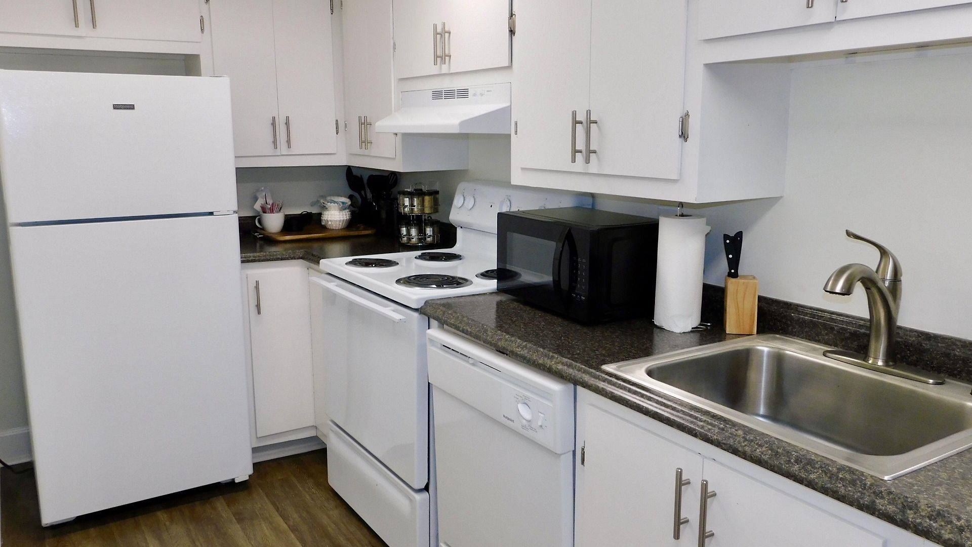 The Lofts At 107