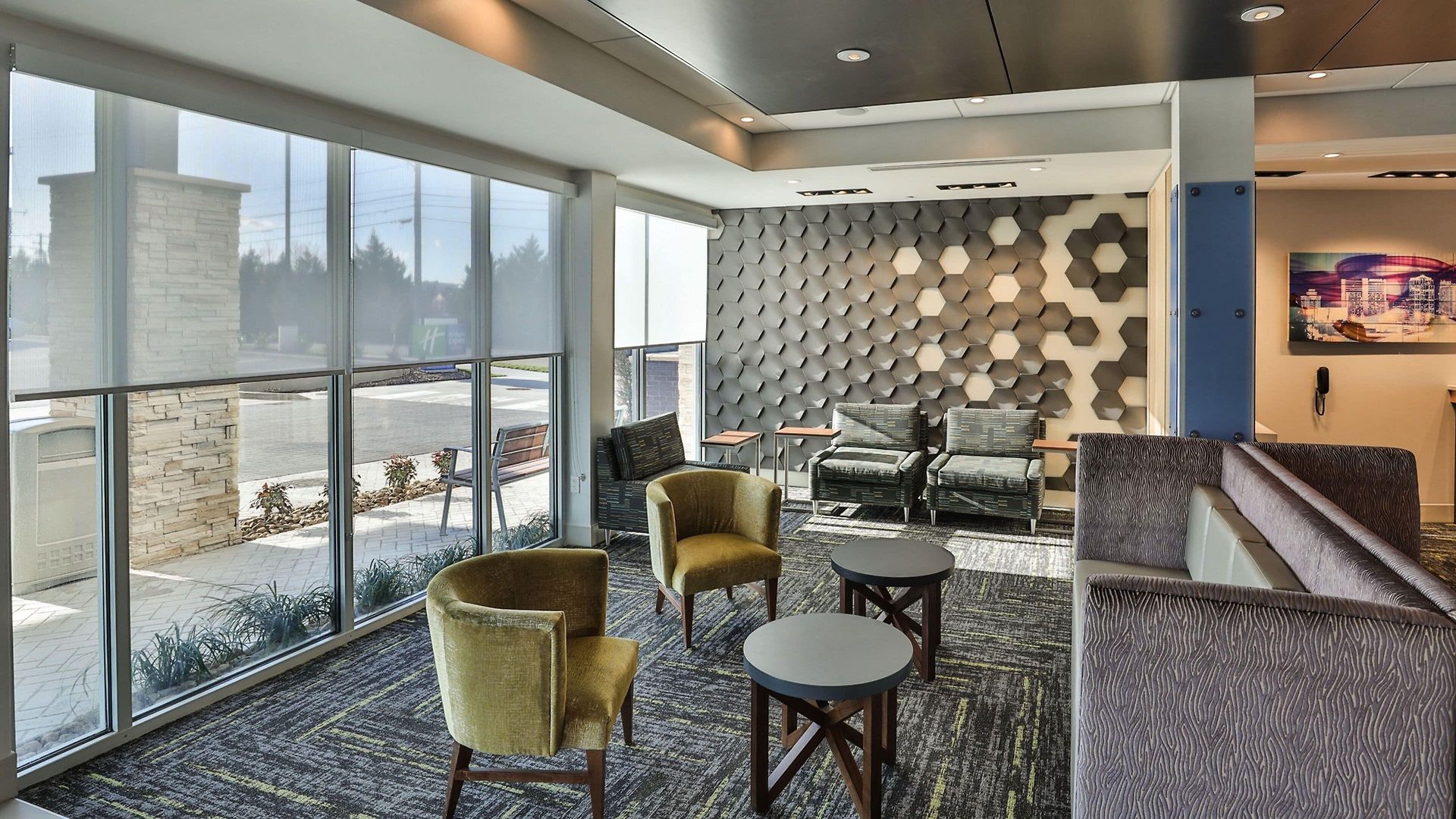 Express & - Metrocenter Downtown By Ihg
