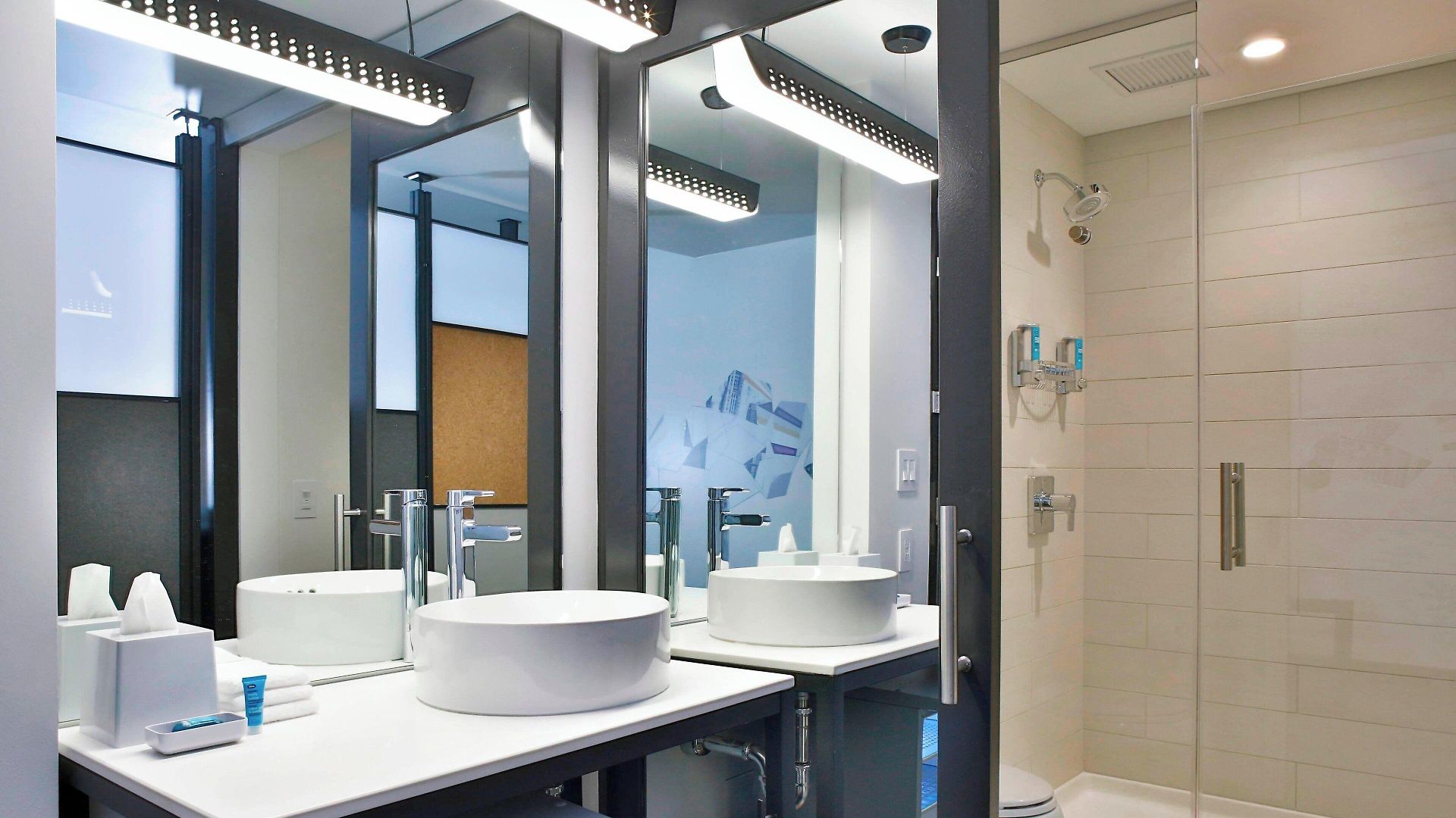 Aloft By Marriott Airport 3*