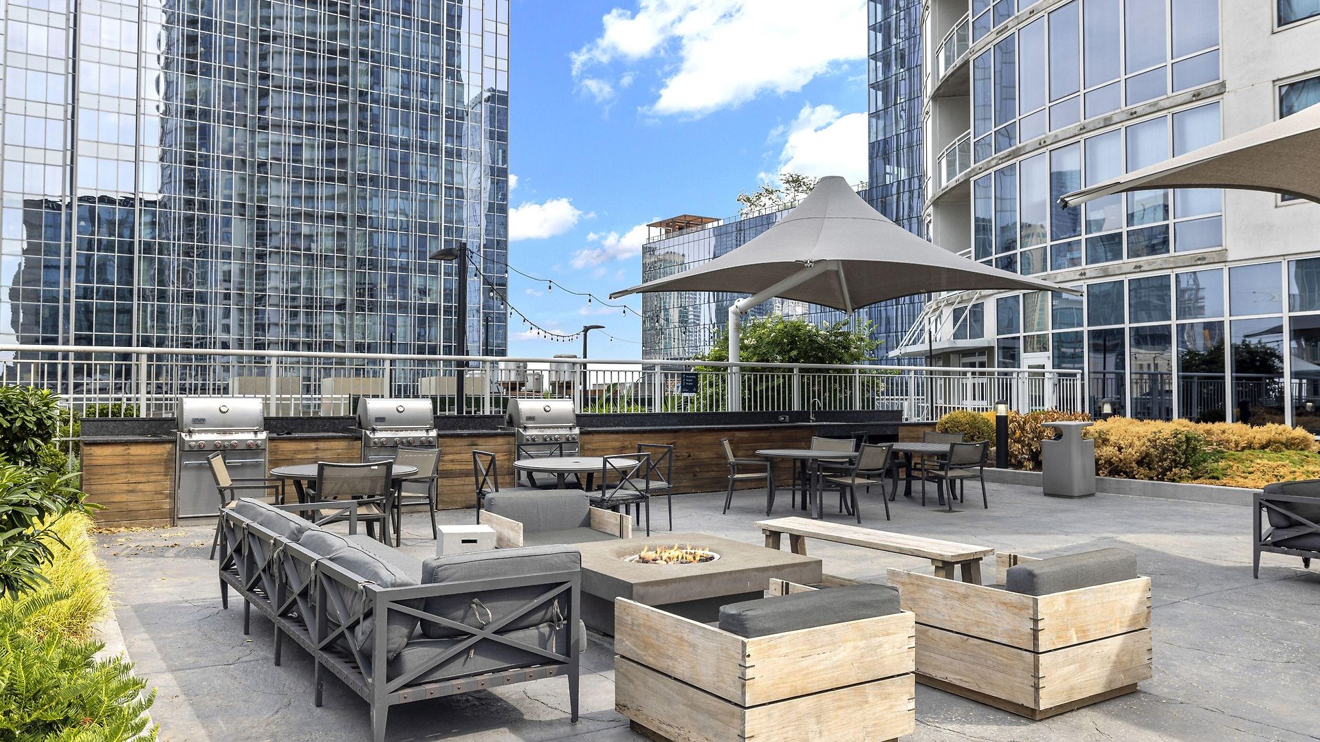 Placemakr Premier Sobro 5* Nashville