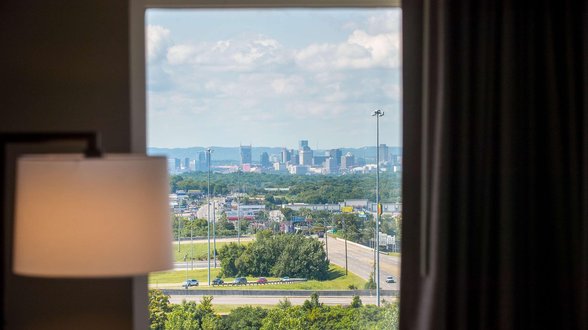 Hampton & By Hilton North Skyline