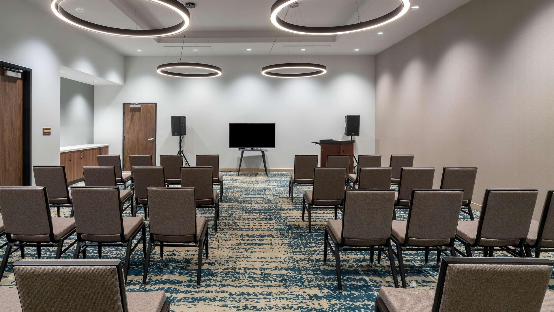 La Quinta & By Wyndham Downtown Stadium Hotel 3*
