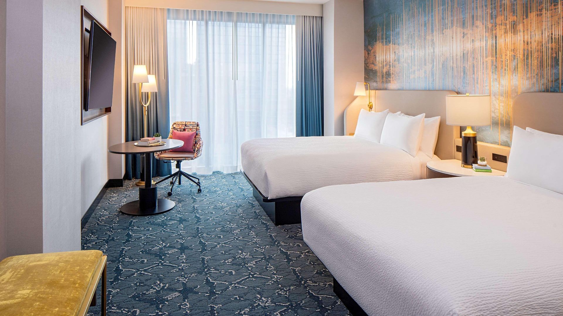 Hotel Tempo By Hilton Downtown