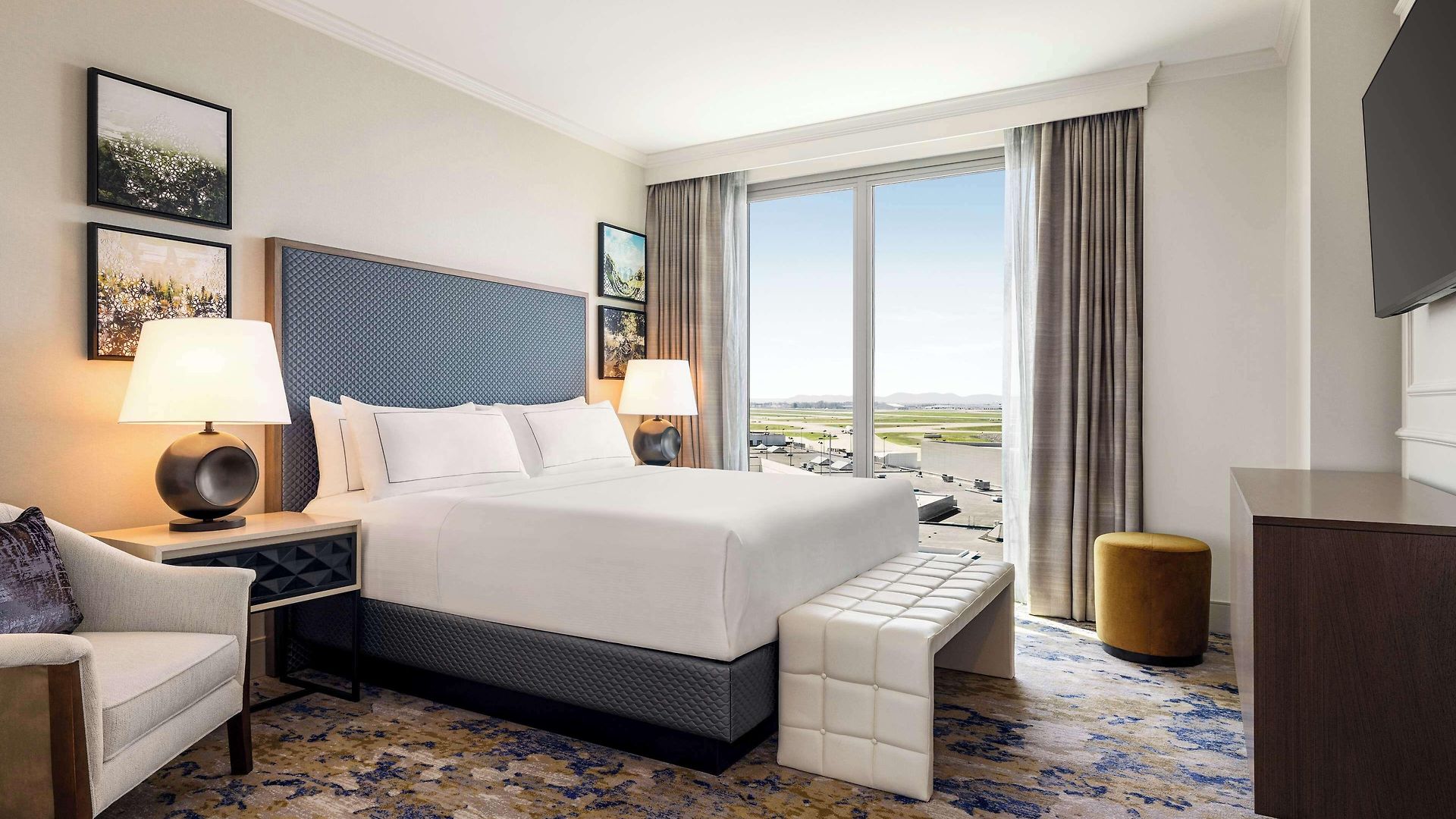 Hilton Bna Airport Terminal