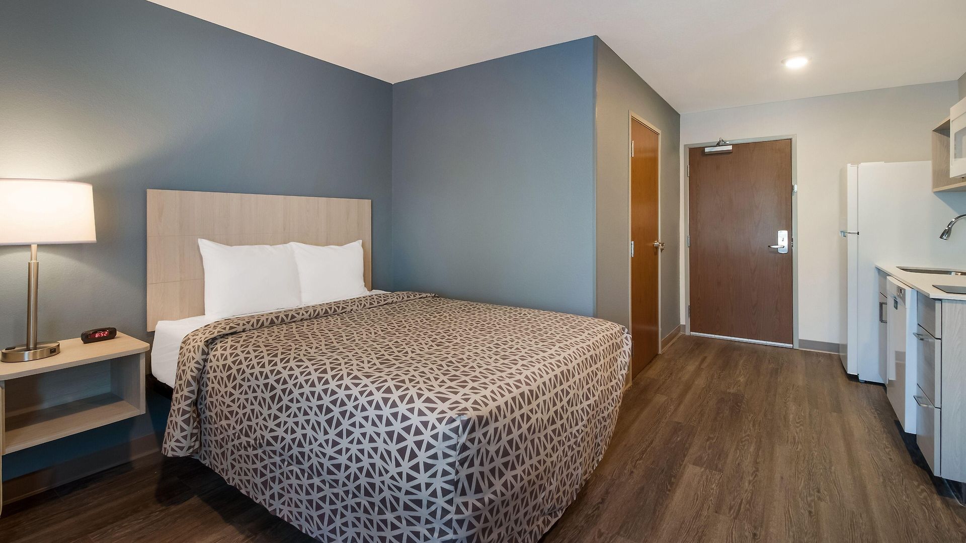 Hotel Woodspring Hermitage - Airport