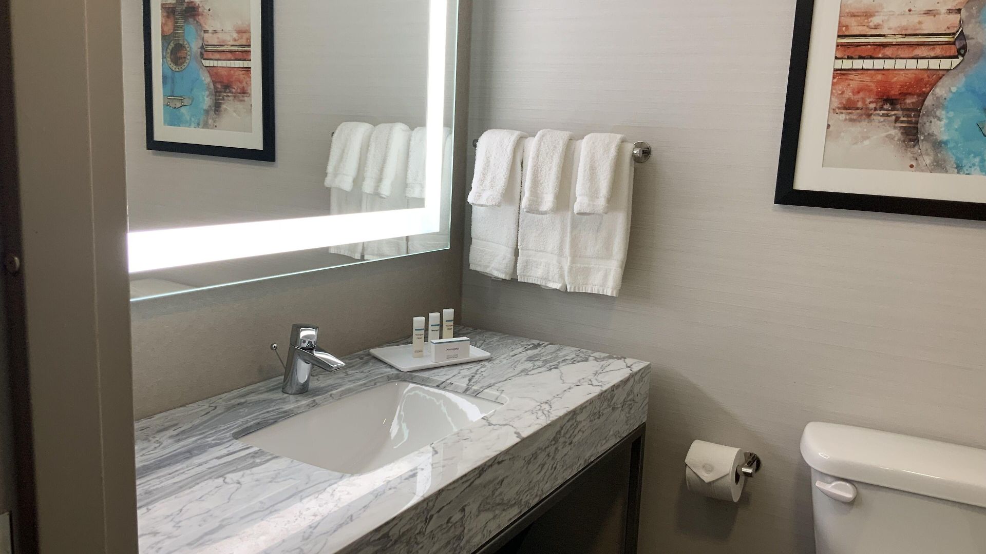 Hotel Crowne Plaza Airport By Ihg