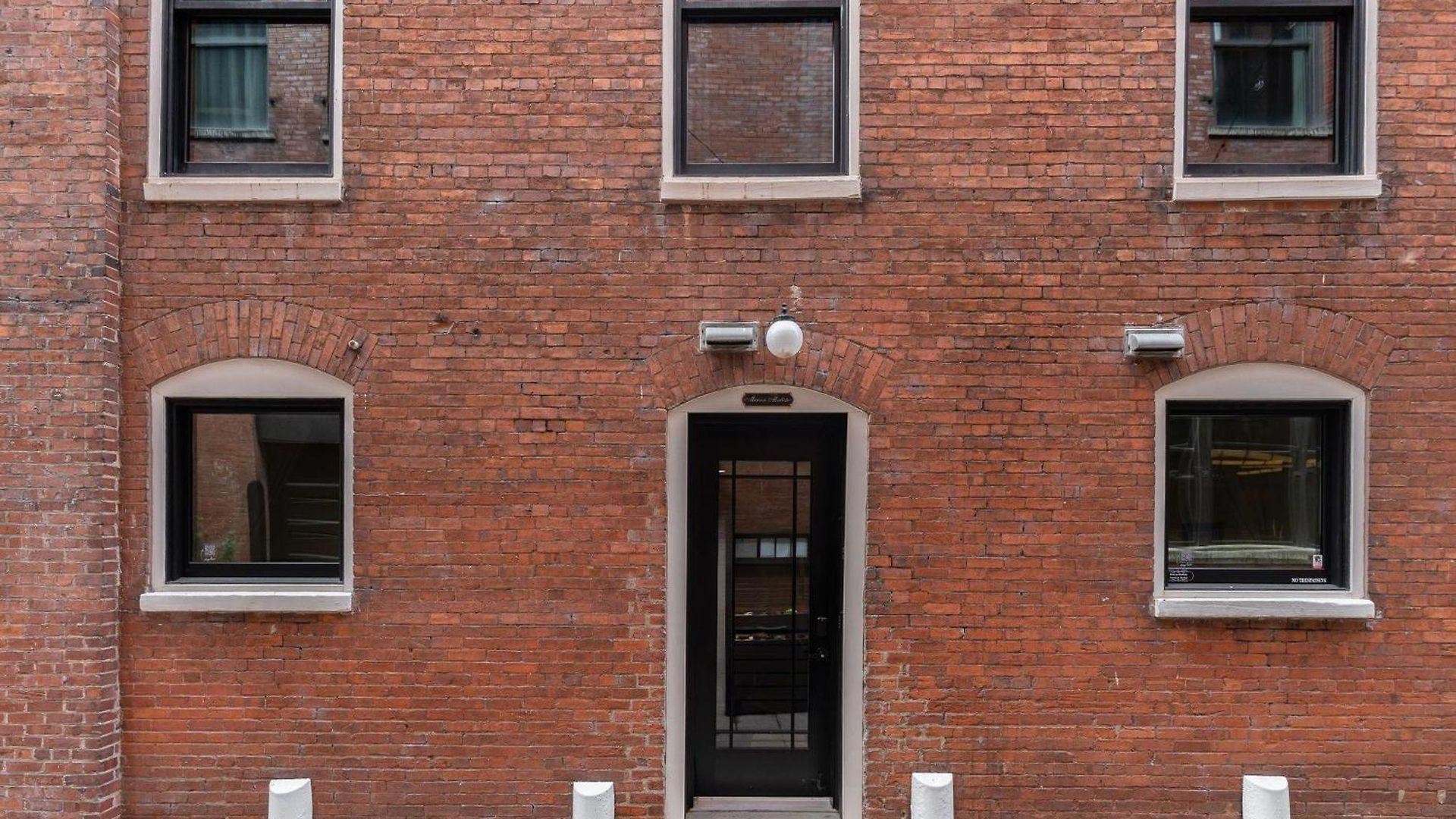 Music Alley - Walk To Broadway & Printers Alley *