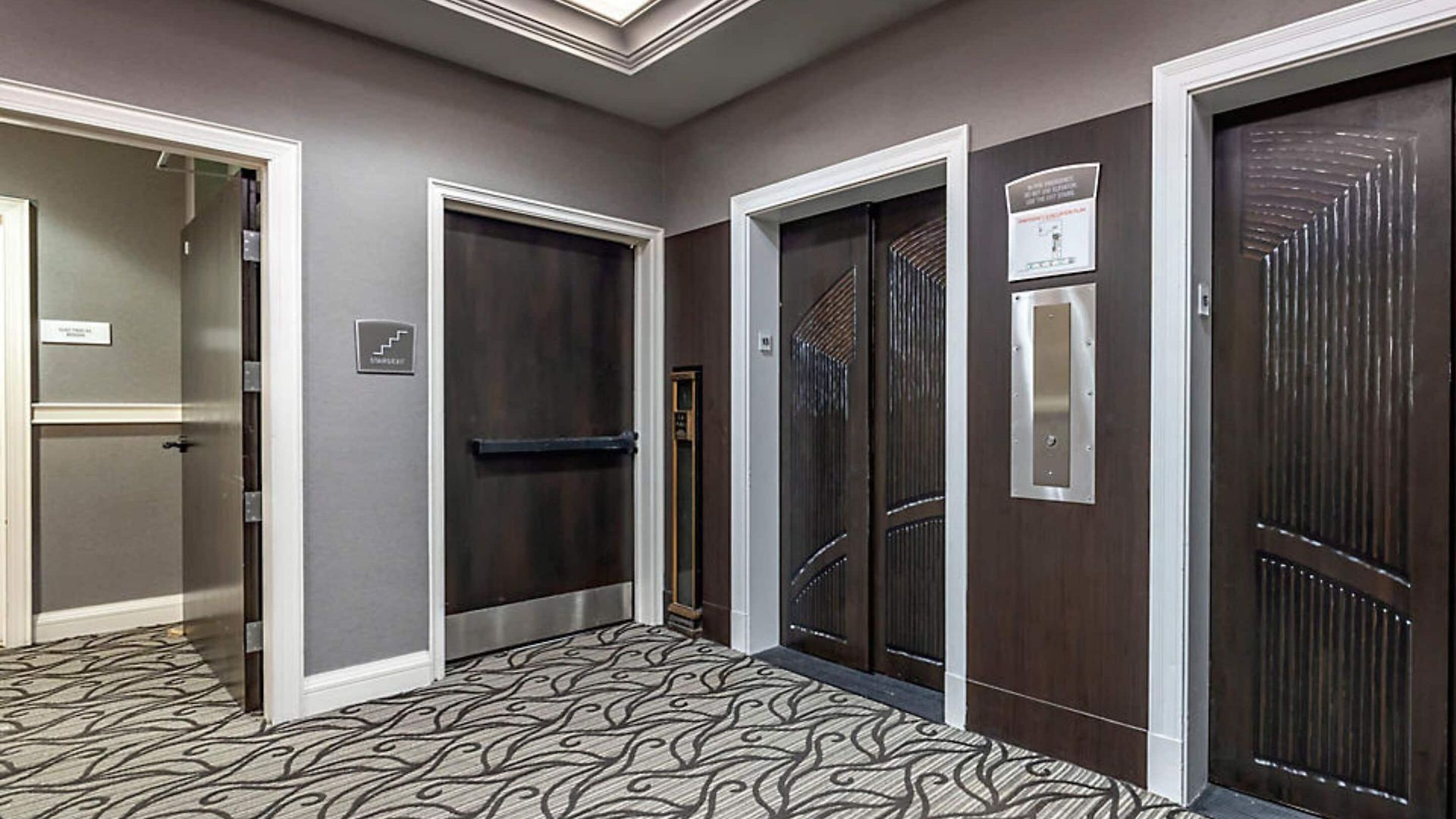 Bluegreen Downtown Hotel