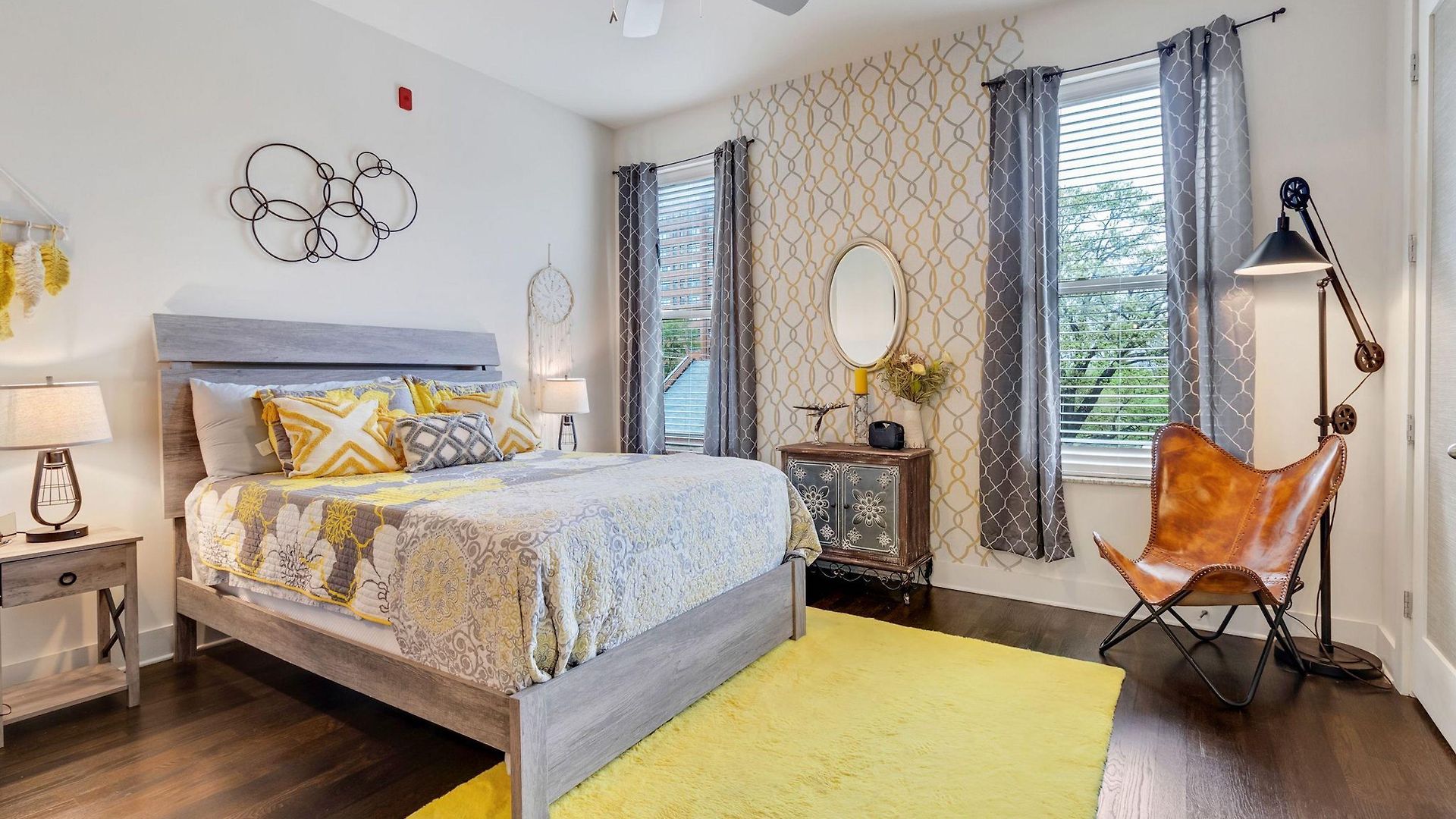 Dream In Desirable West End Holiday home