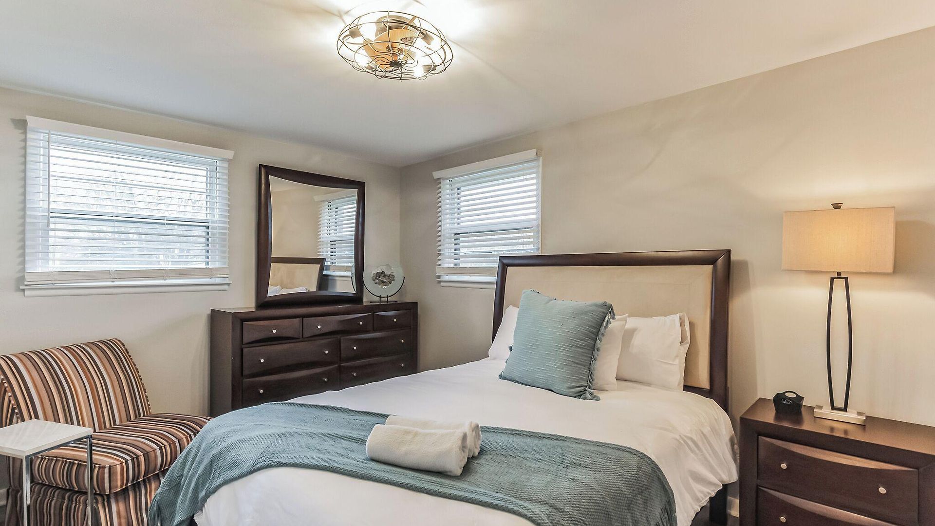 Luxurious 4br Pet Friendly
