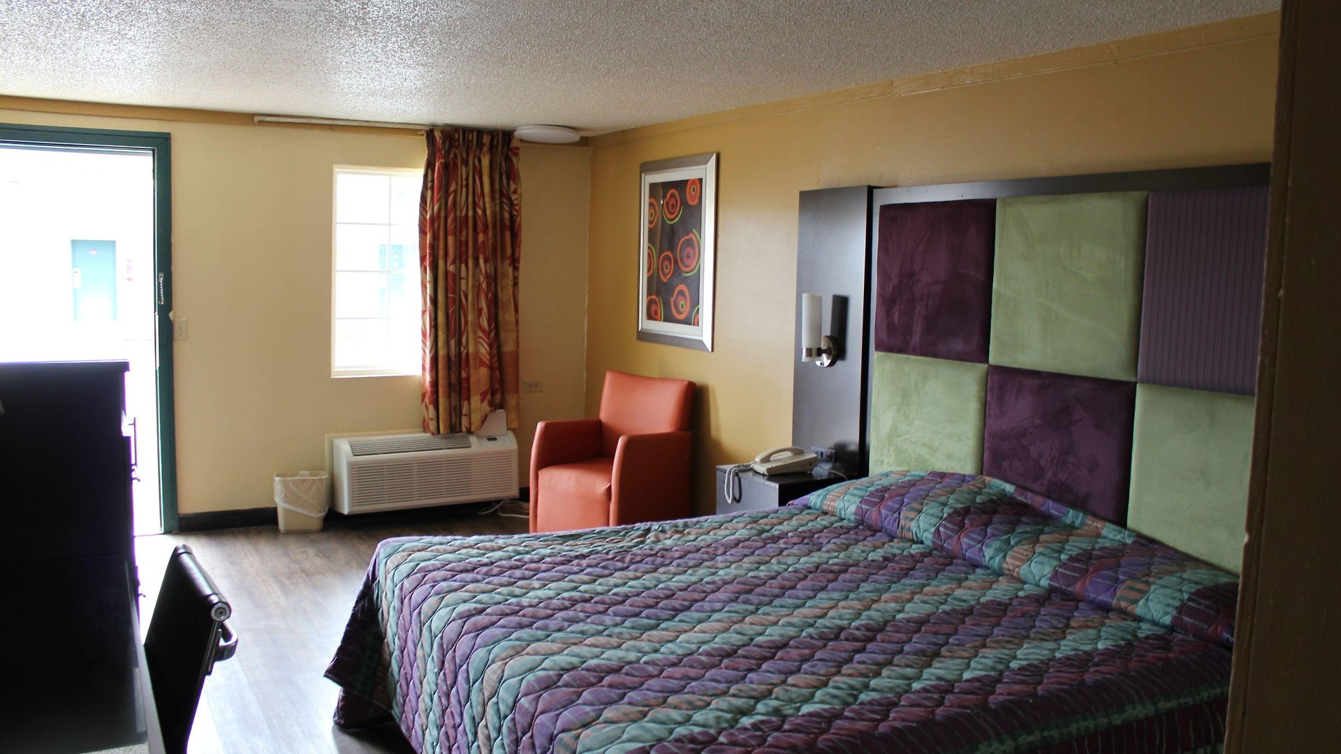 Hotel Executive & Nashville